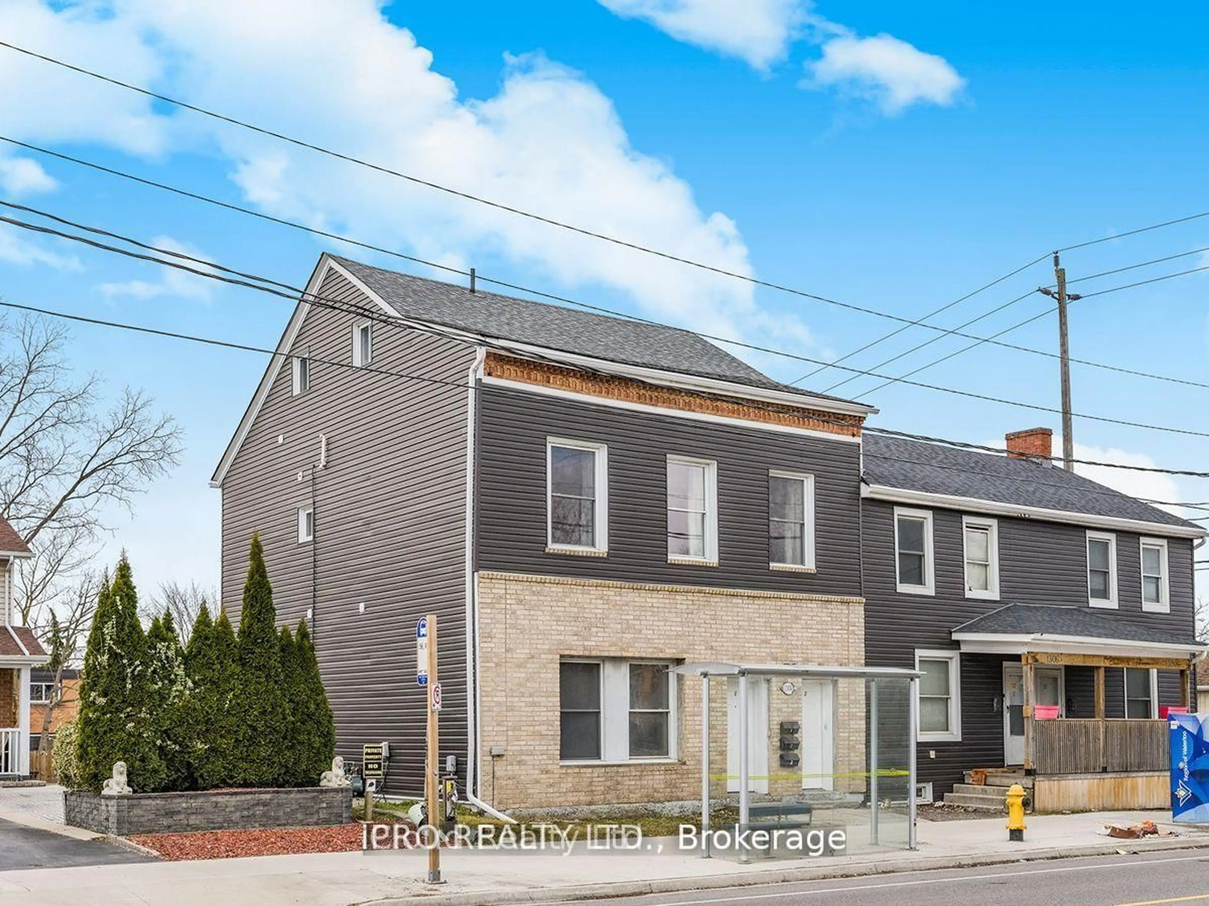 Home with brick exterior material, street for 1308 King St, Cambridge Ontario N3H 3R1