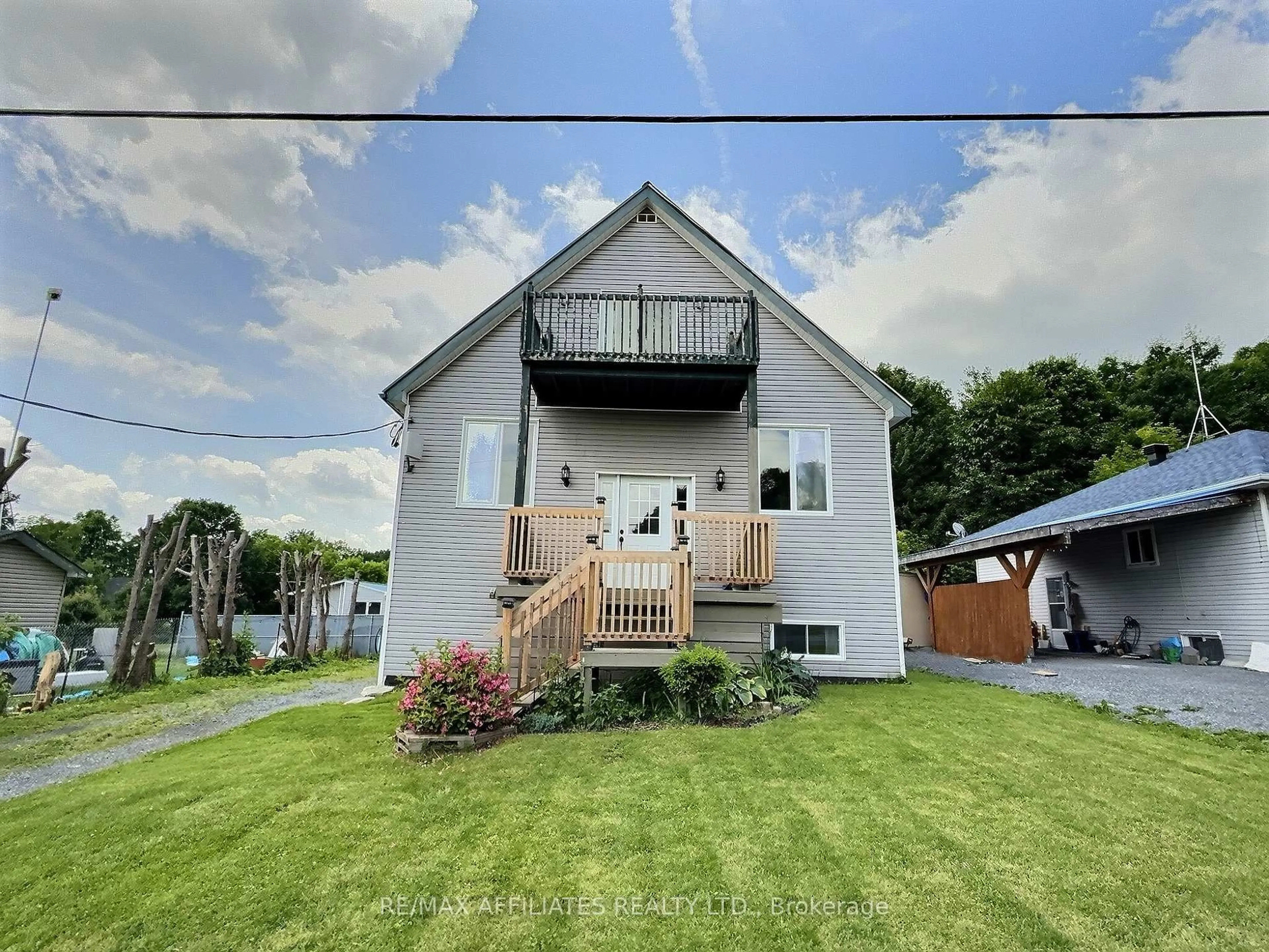 A pic from outside/outdoor area/front of a property/back of a property/a pic from drone, unknown for 861 Louis Ernest Rd, The Nation Ontario K0A 1M0