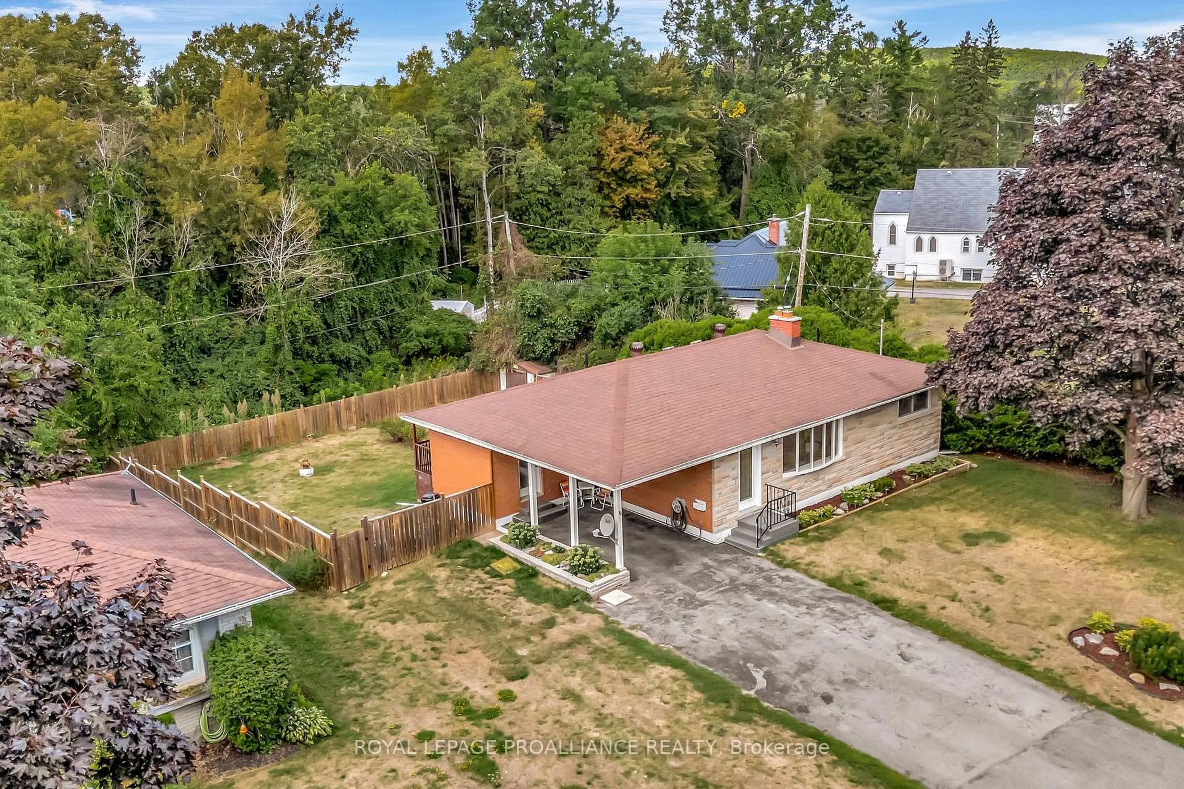 A pic from outside/outdoor area/front of a property/back of a property/a pic from drone, street for 14 Haig St, Quinte West Ontario K0K 1E0