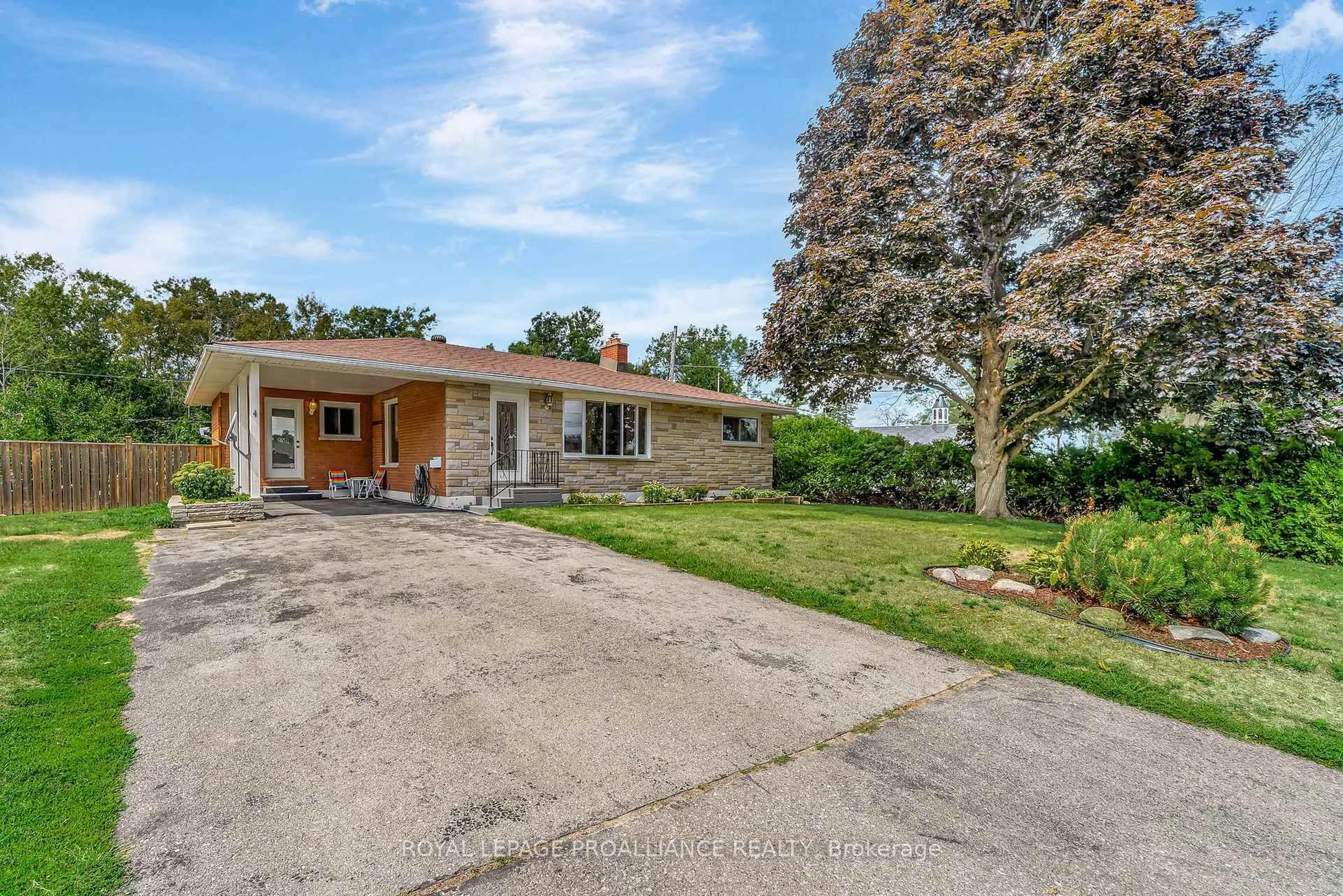 A pic from outside/outdoor area/front of a property/back of a property/a pic from drone, water/lake/river/ocean view for 14 Haig St, Quinte West Ontario K0K 1E0