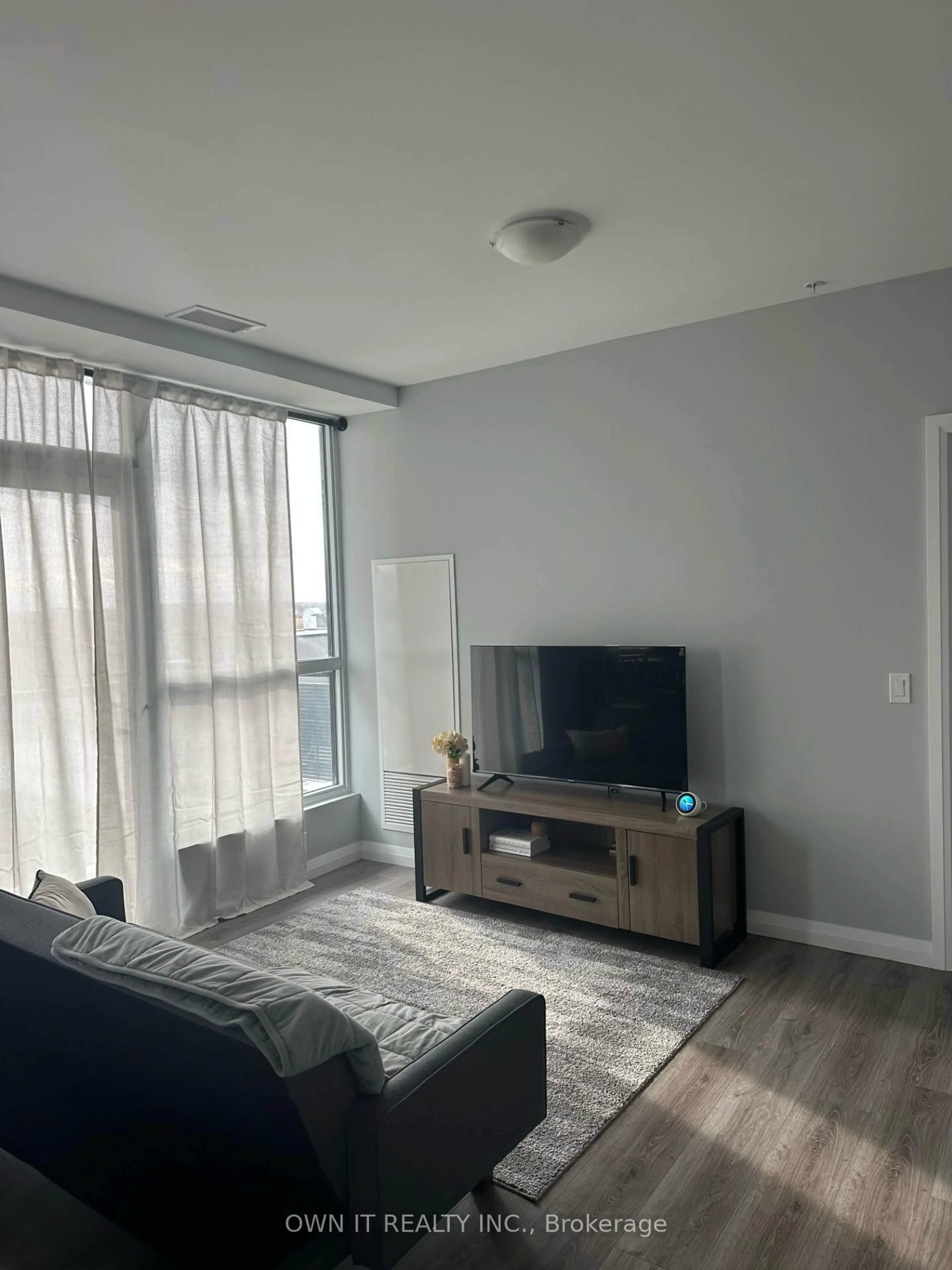 Living room with furniture, unknown for 104 Garment St, Kitchener Ontario N2G 0C8