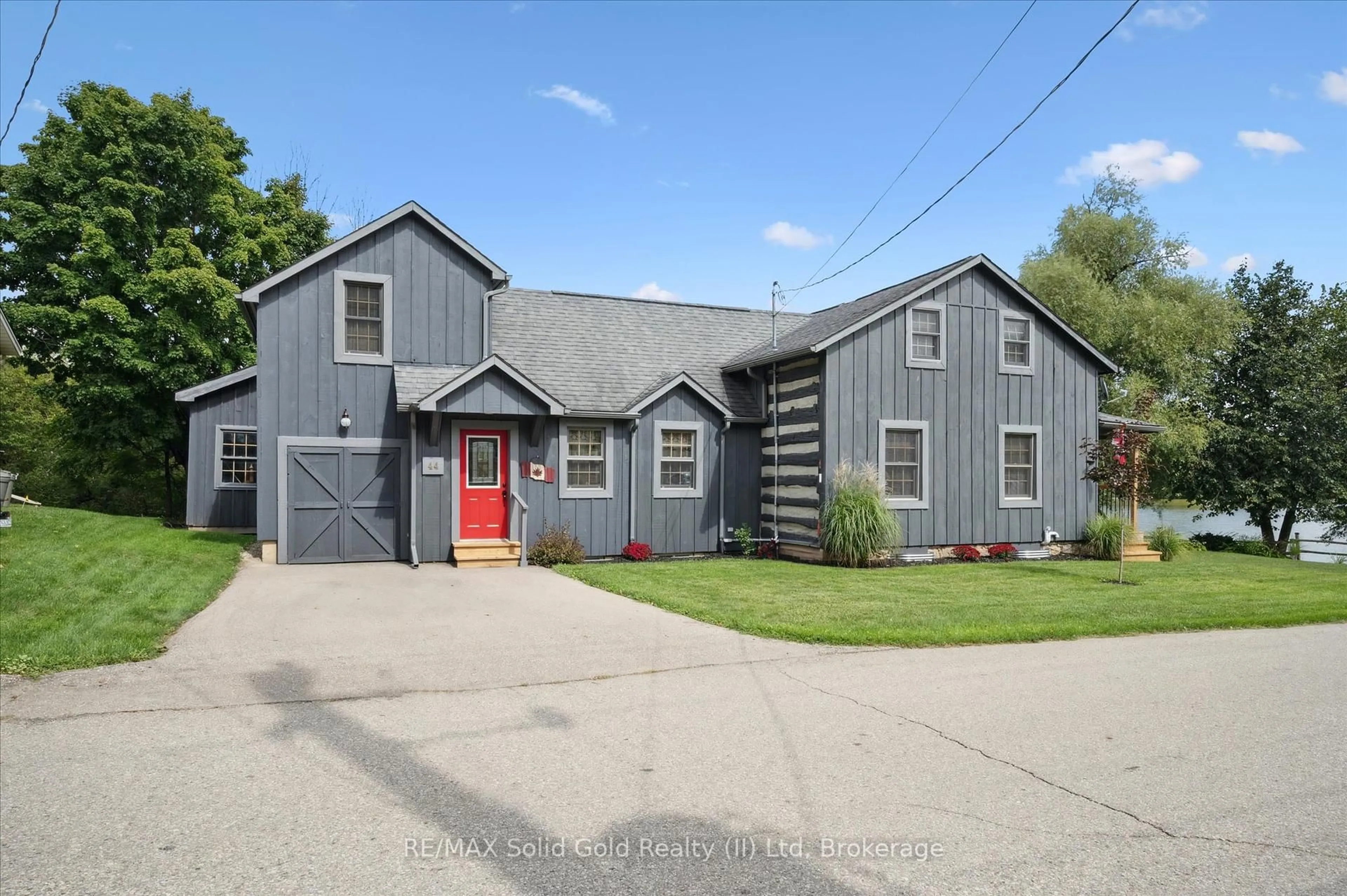 Home with vinyl exterior material, street for 44 David St, Wellesley Ontario N0B 2T0