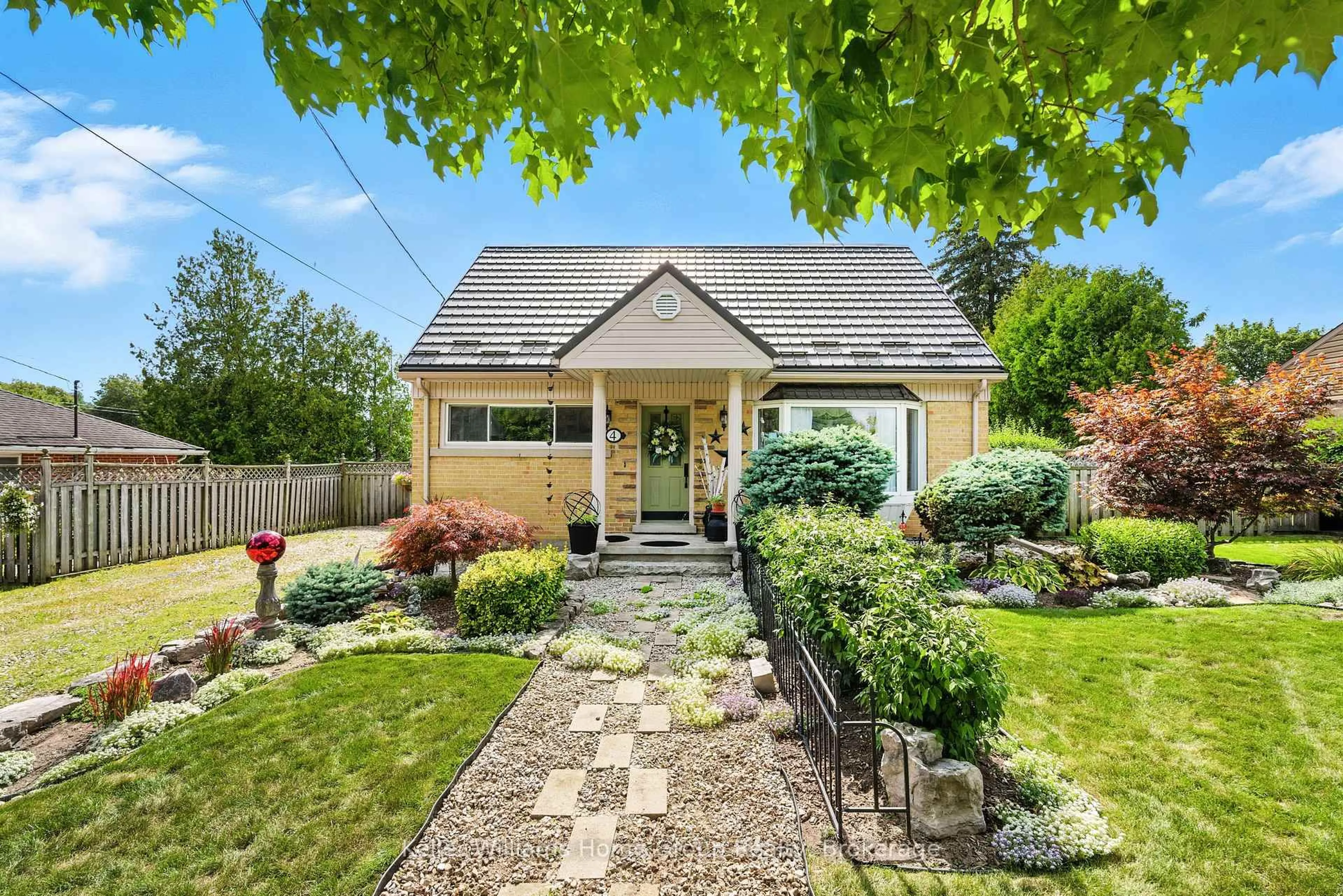A pic from outside/outdoor area/front of a property/back of a property/a pic from drone, street for 4 Western Ave, Guelph Ontario N1H 6A6