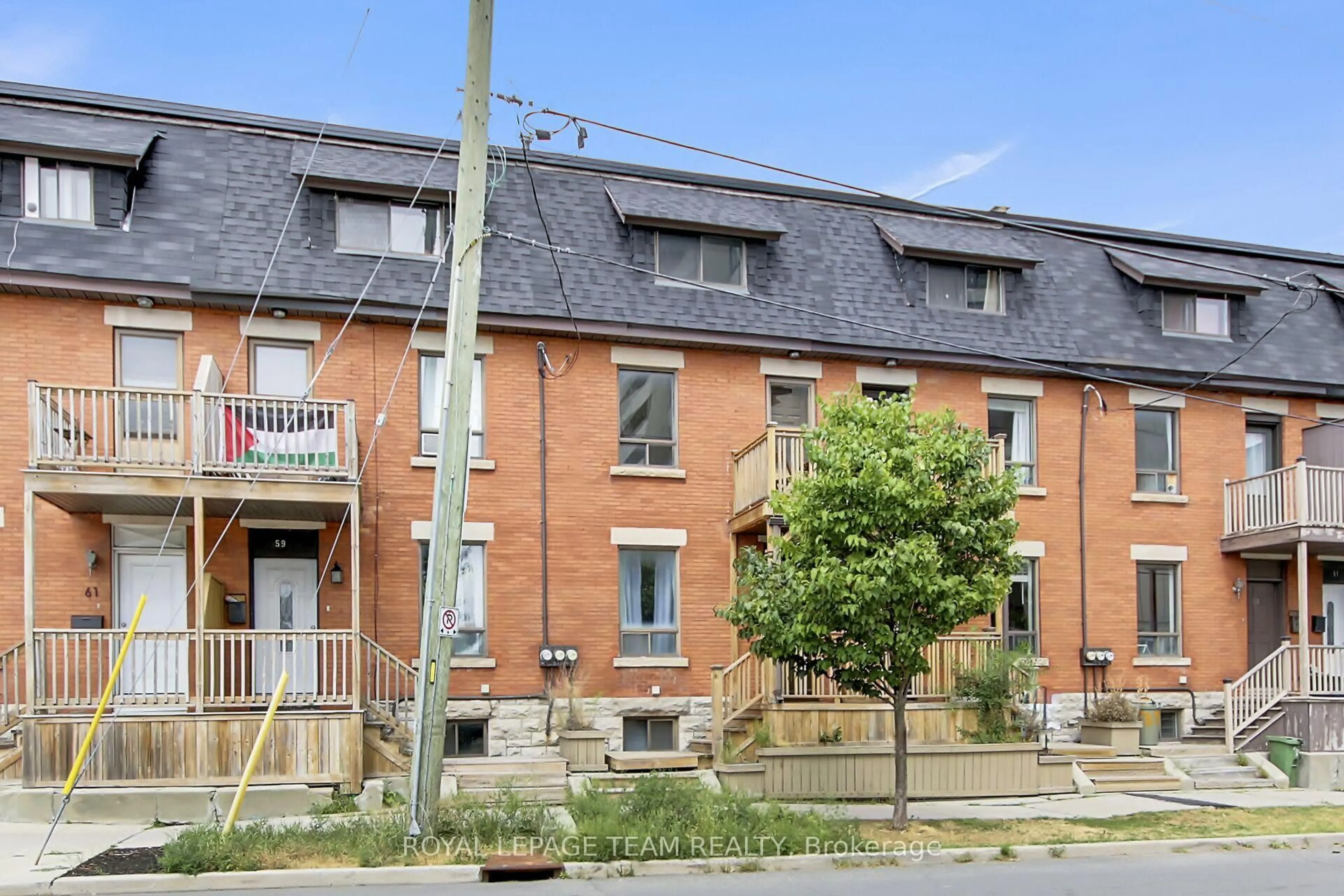 Home with brick exterior material, street for 57 Argyle Ave, Ottawa Ontario K2P 1B3