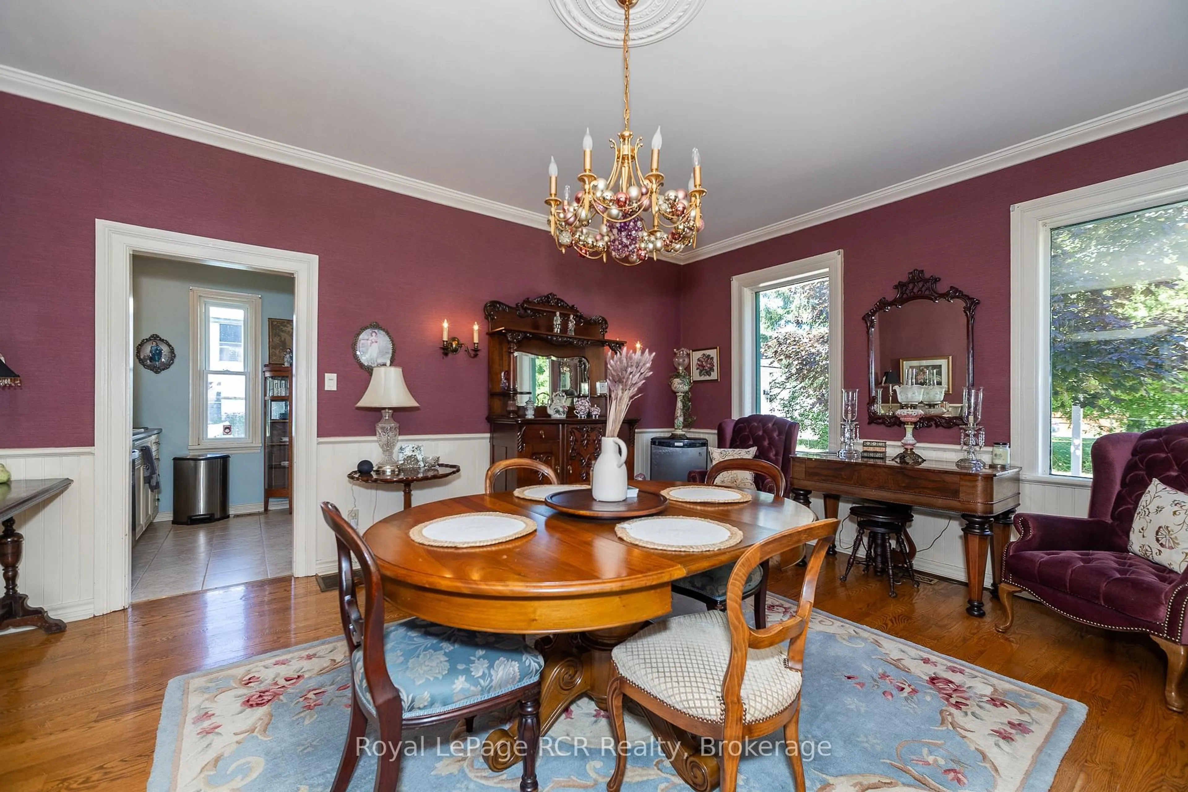 Dining room, wood/laminate floor for 580283 Side Road 60, Chatsworth Ontario N0H 1C0