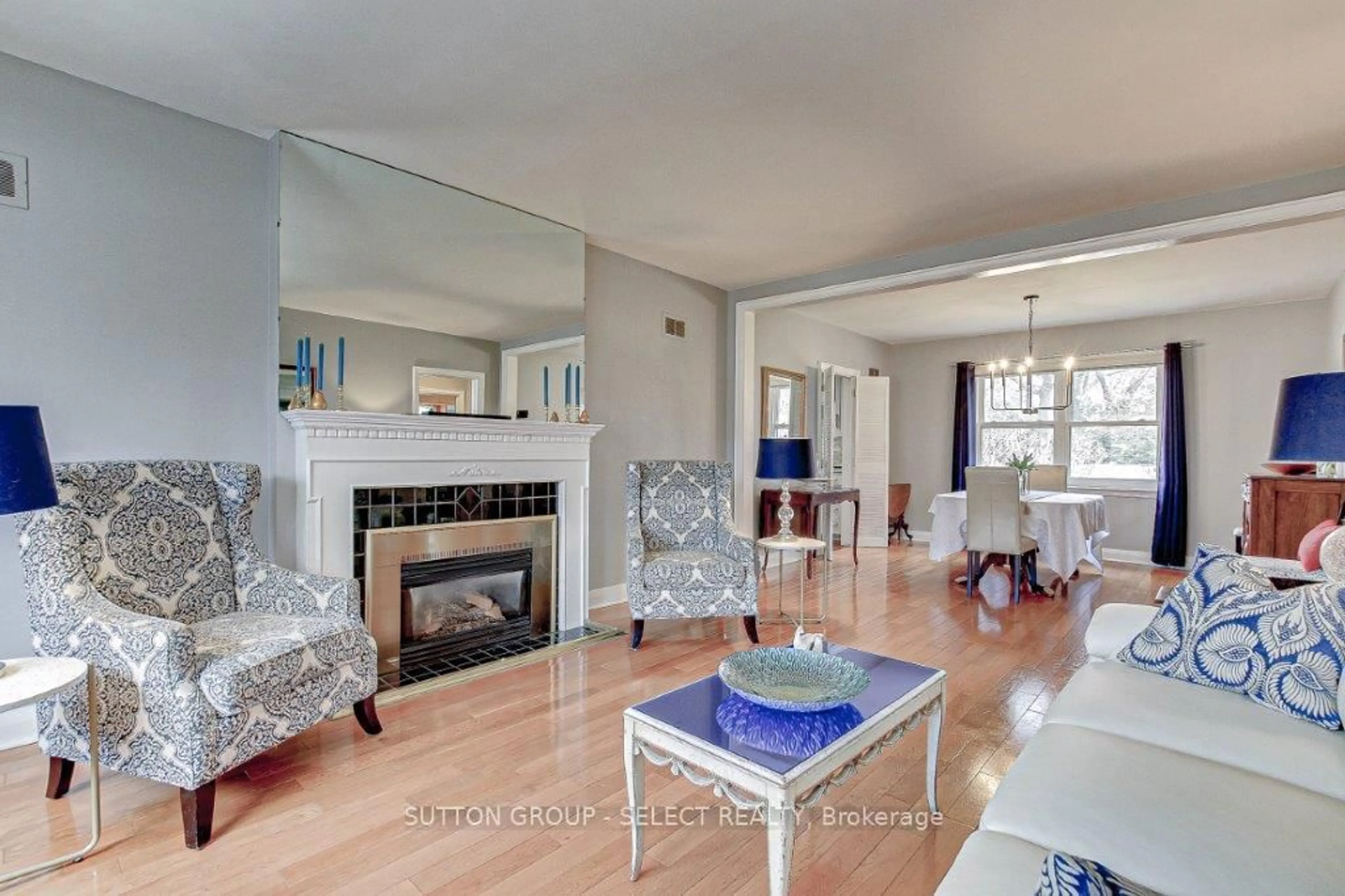 Living room with furniture, unknown for 1010 HARRISON Ave, London East Ontario N5Y 2V2