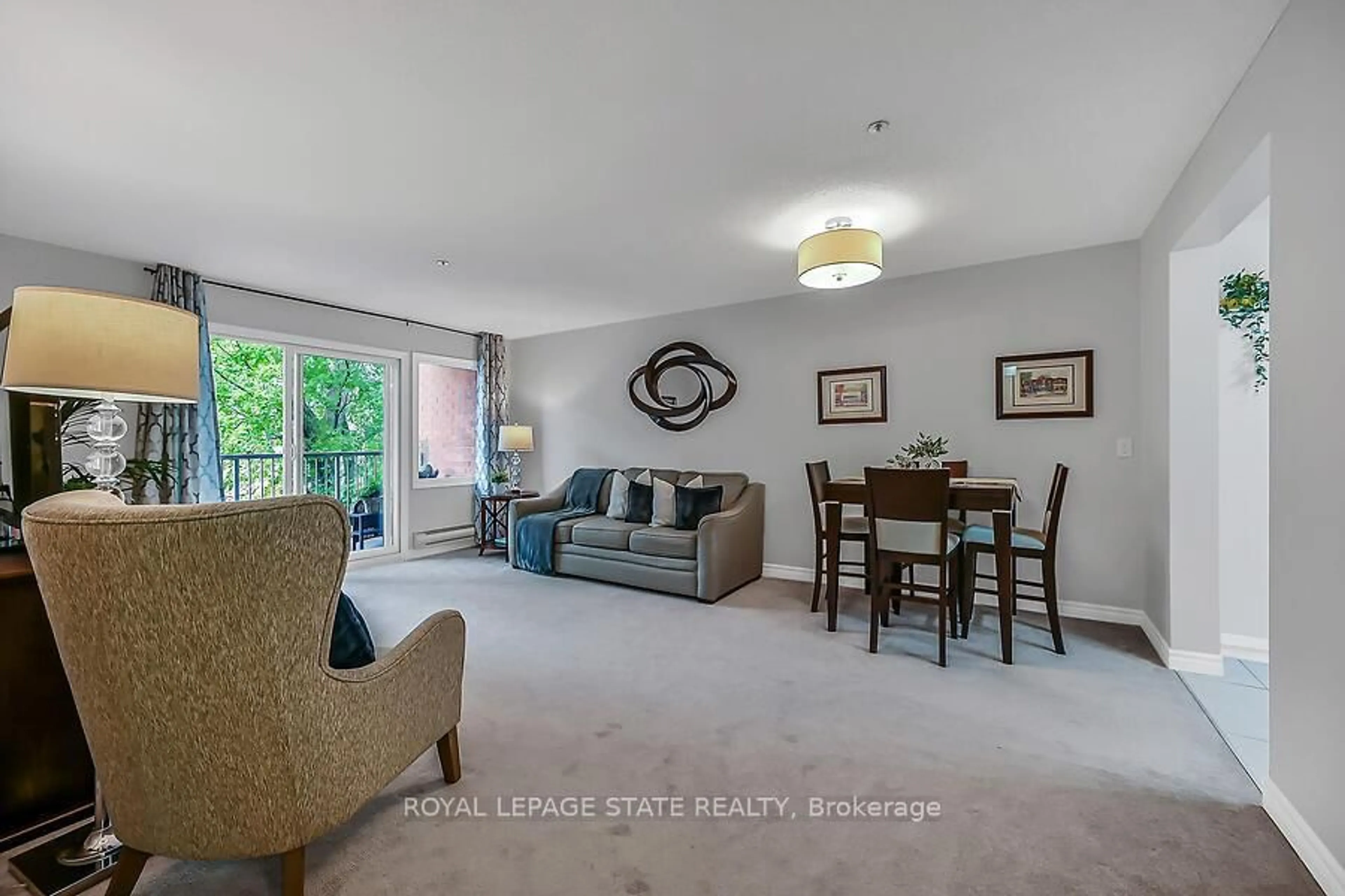 Living room with furniture, unknown for 6 Niagara St #204, Grimsby Ontario L3M 5A4