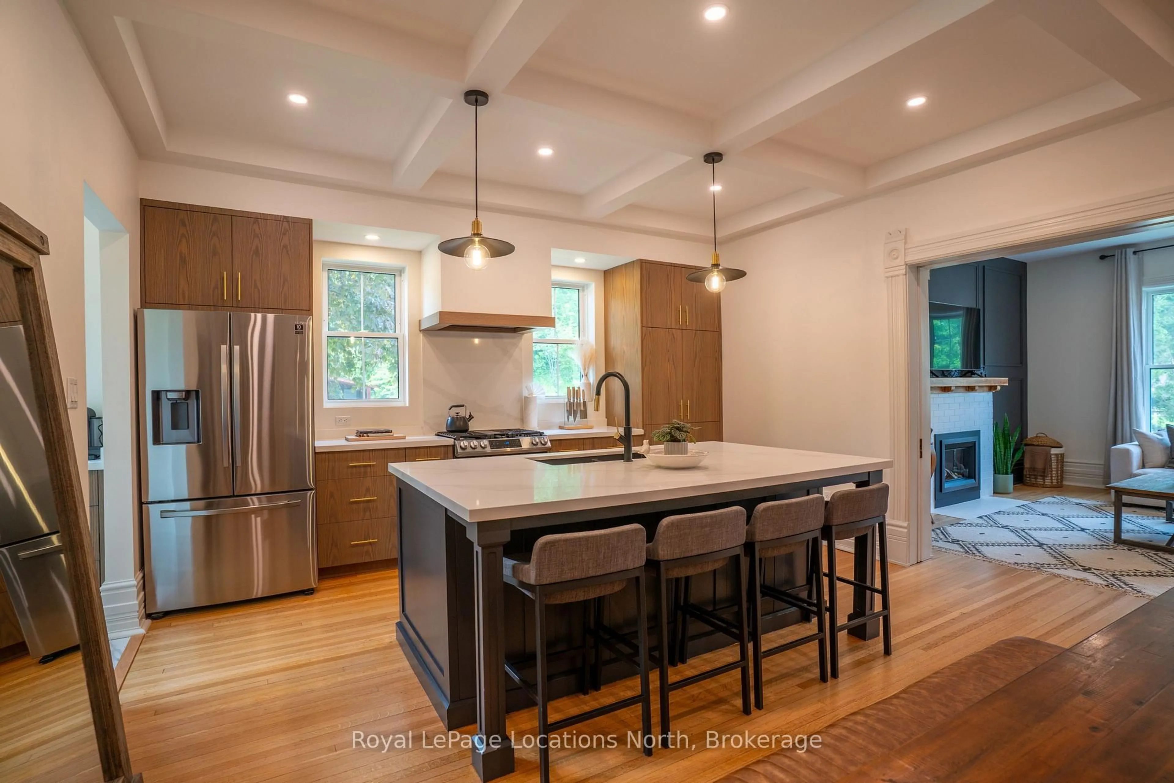 Open concept kitchen, unknown for 163 Trowbridge St, Meaford Ontario N4L 1G3