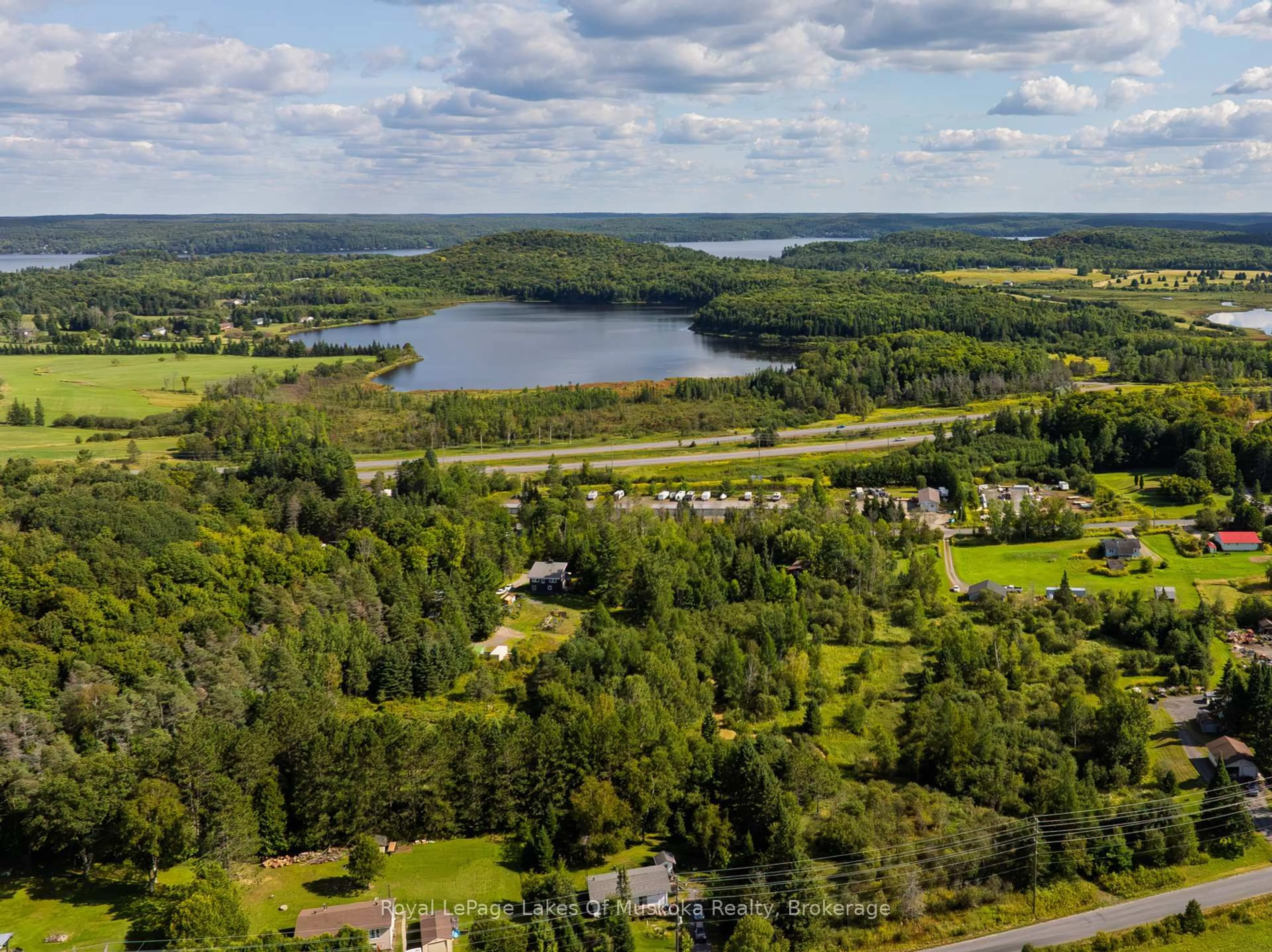 A pic from outside/outdoor area/front of a property/back of a property/a pic from drone, water/lake/river/ocean view for 779 Old Muskoka Rd, Huntsville Ontario P0B 1M0