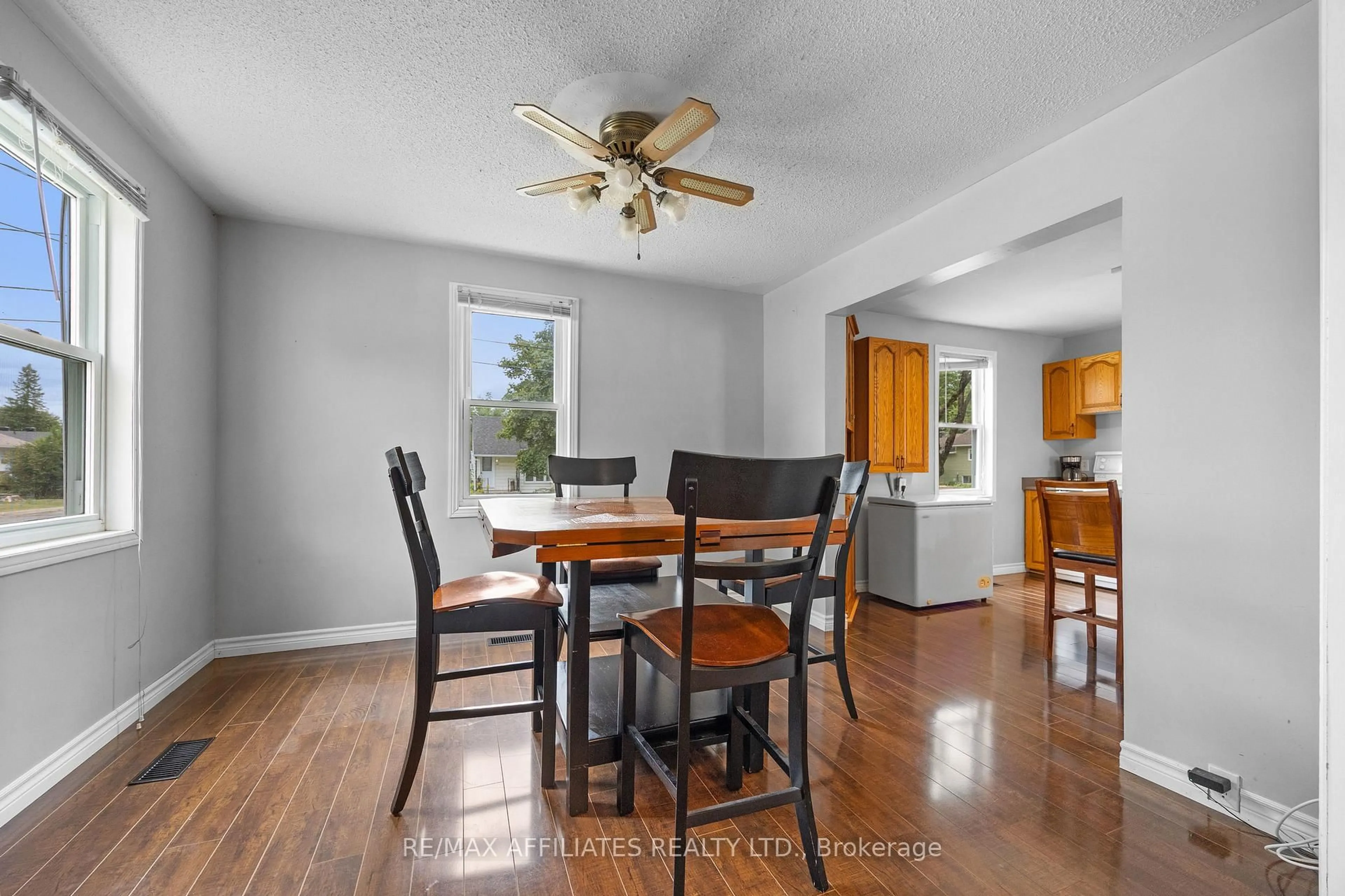 Dining room, unknown for 18 Cockburn St, Perth Ontario K7H 2A9
