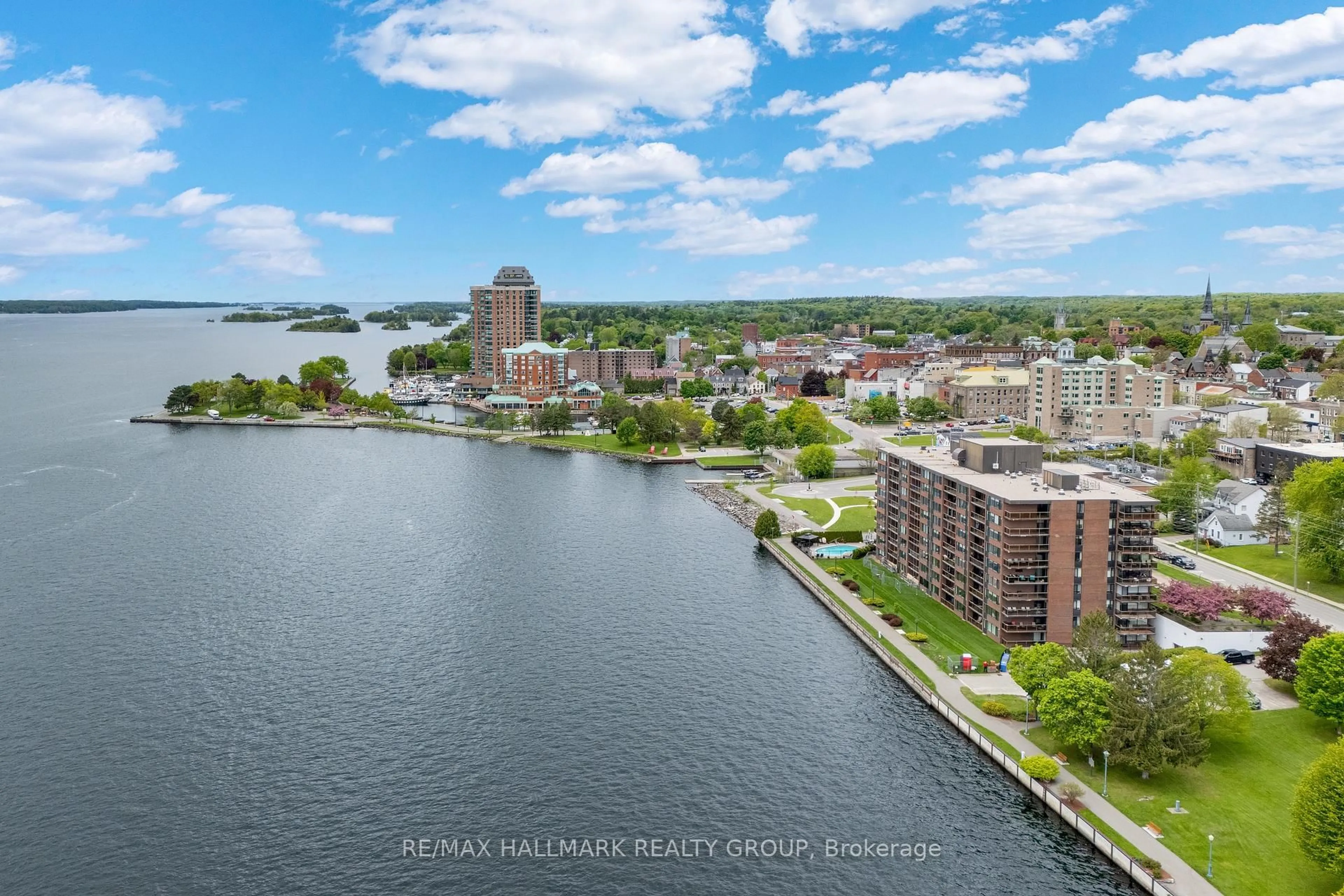 A pic from outside/outdoor area/front of a property/back of a property/a pic from drone, water/lake/river/ocean view for 55 WATER St #405, Brockville Ontario K6V 1A3