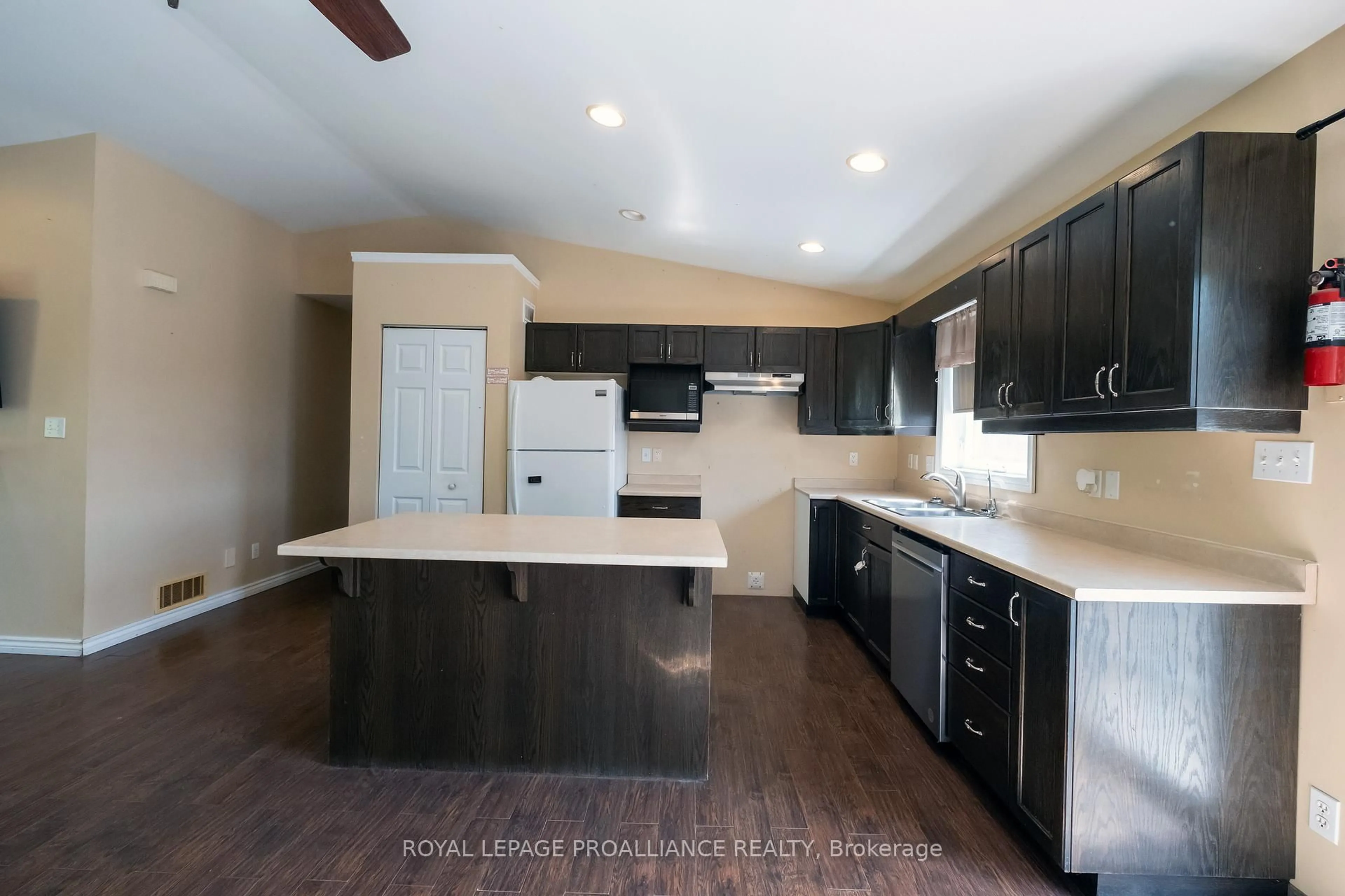 Open concept kitchen, unknown for 6206 Old Highway 2, Shannonville Ontario K0K 3A0