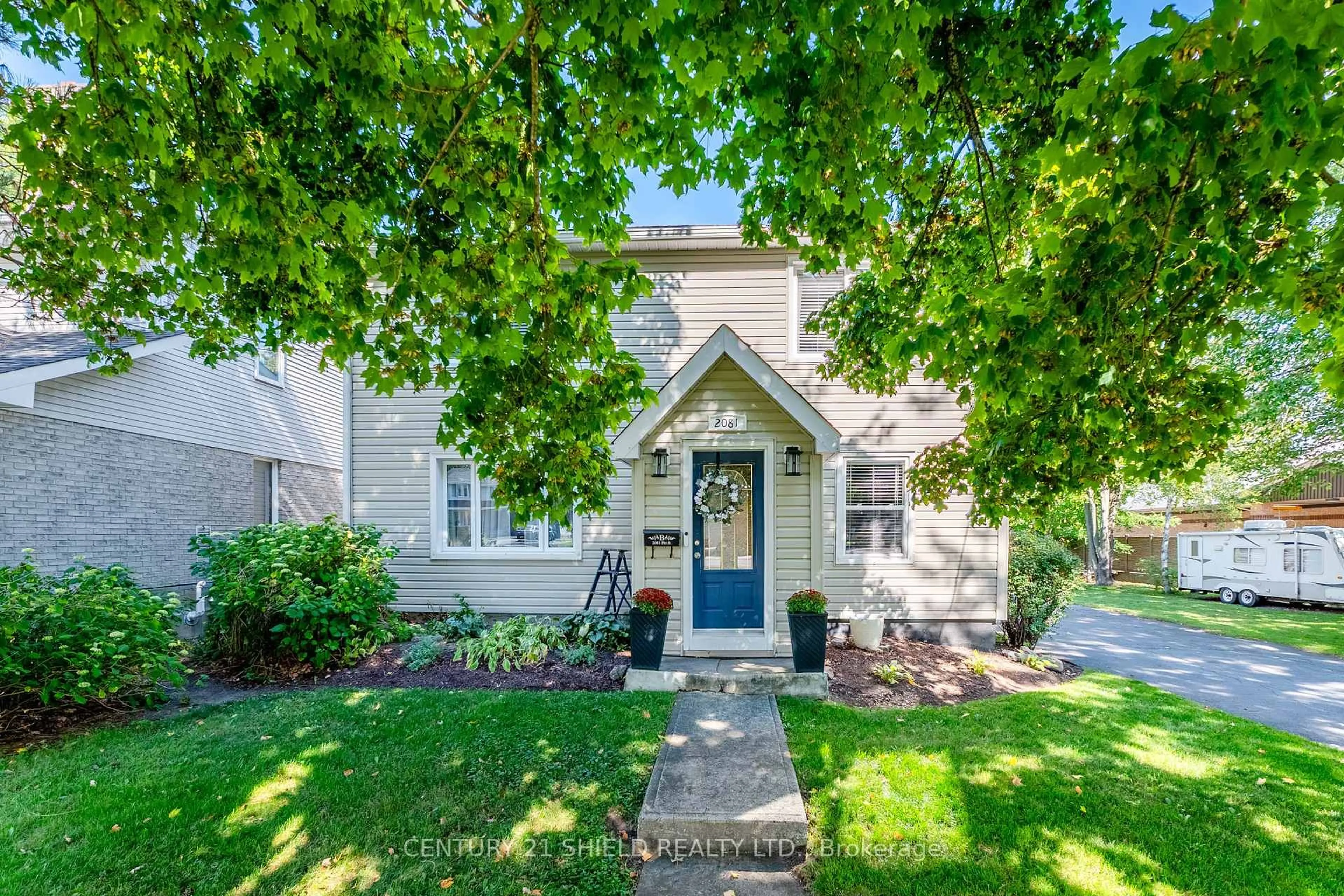 Unknown for 2081 Pitt St, Cornwall Ontario K6J 5G2