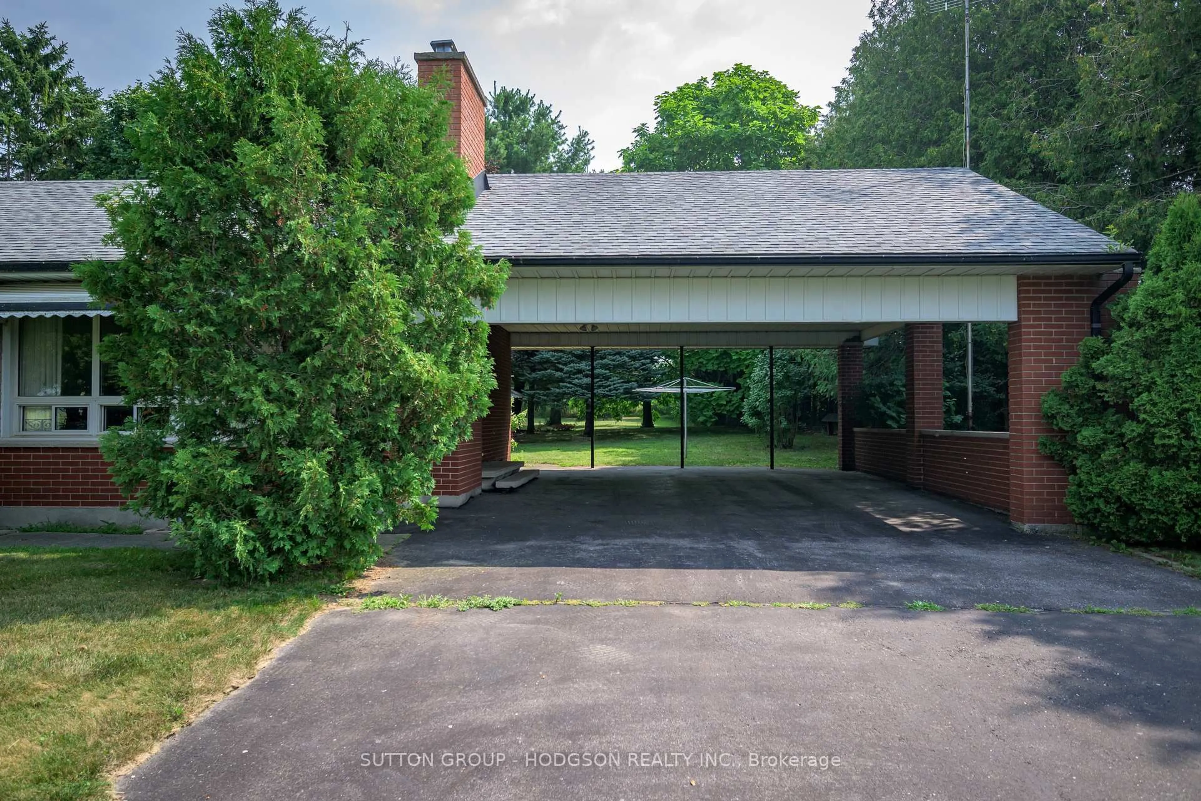 Unknown for 228 Richmond St, Thames Centre Ontario N0M 2P0
