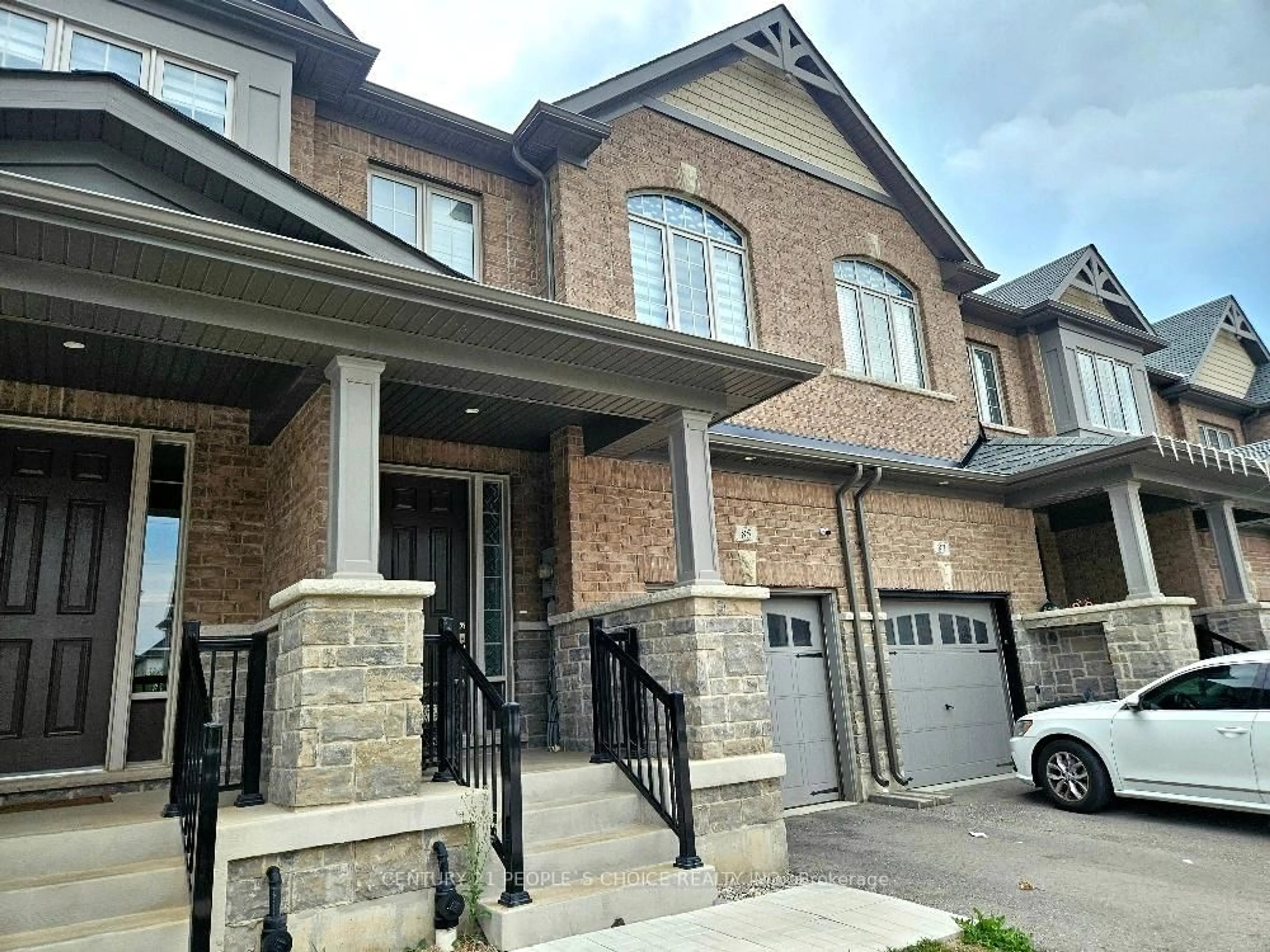 Home with brick exterior material, street for 85 Gloria St, Kitchener Ontario N2R 0R4