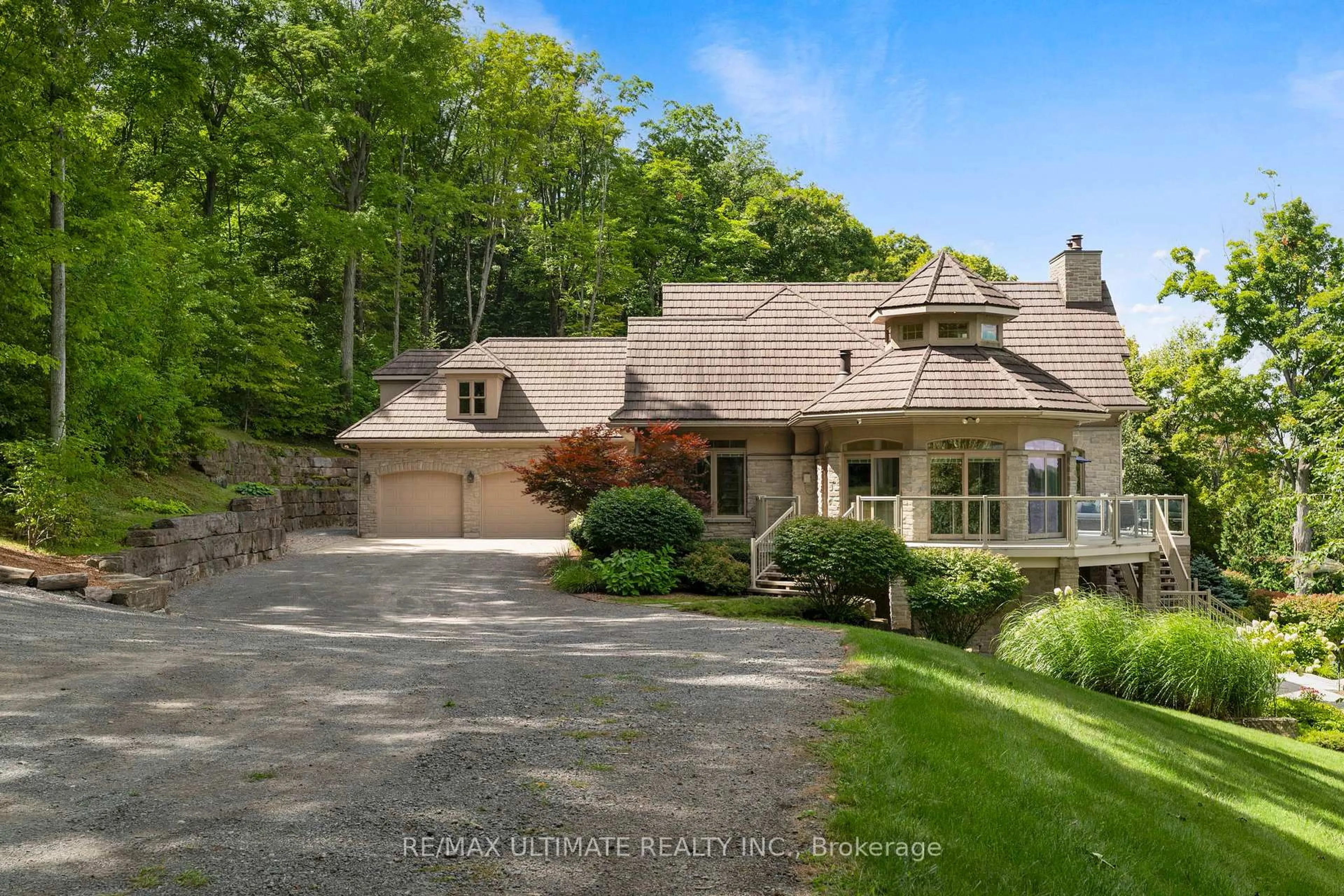 A pic from outside/outdoor area/front of a property/back of a property/a pic from drone, unknown for 1086 County 14 Rd, Prince Edward County Ontario K0K 1W0
