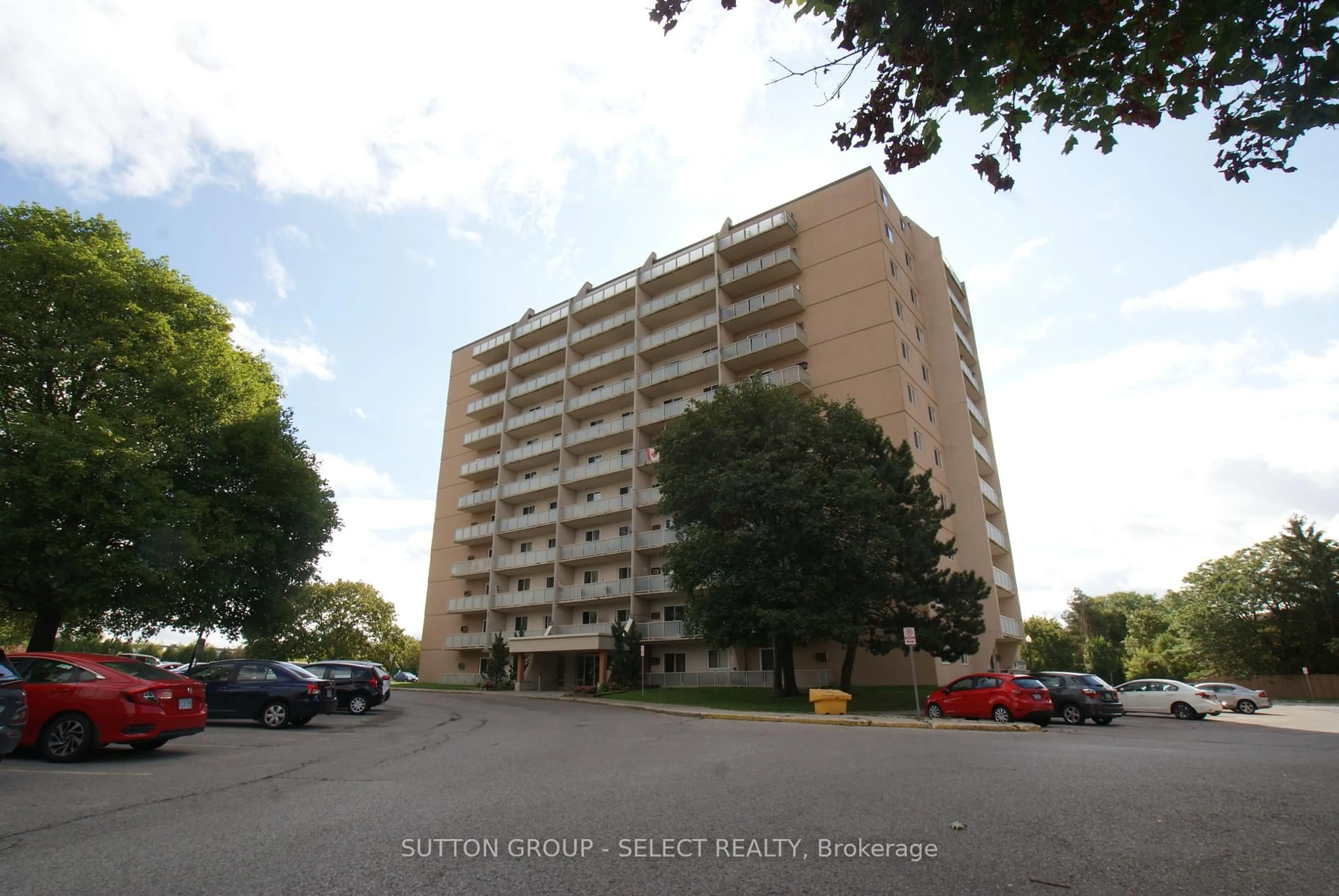 Blurry image for 563 Mornington Ave #702, London East Ontario N5Y 4T8