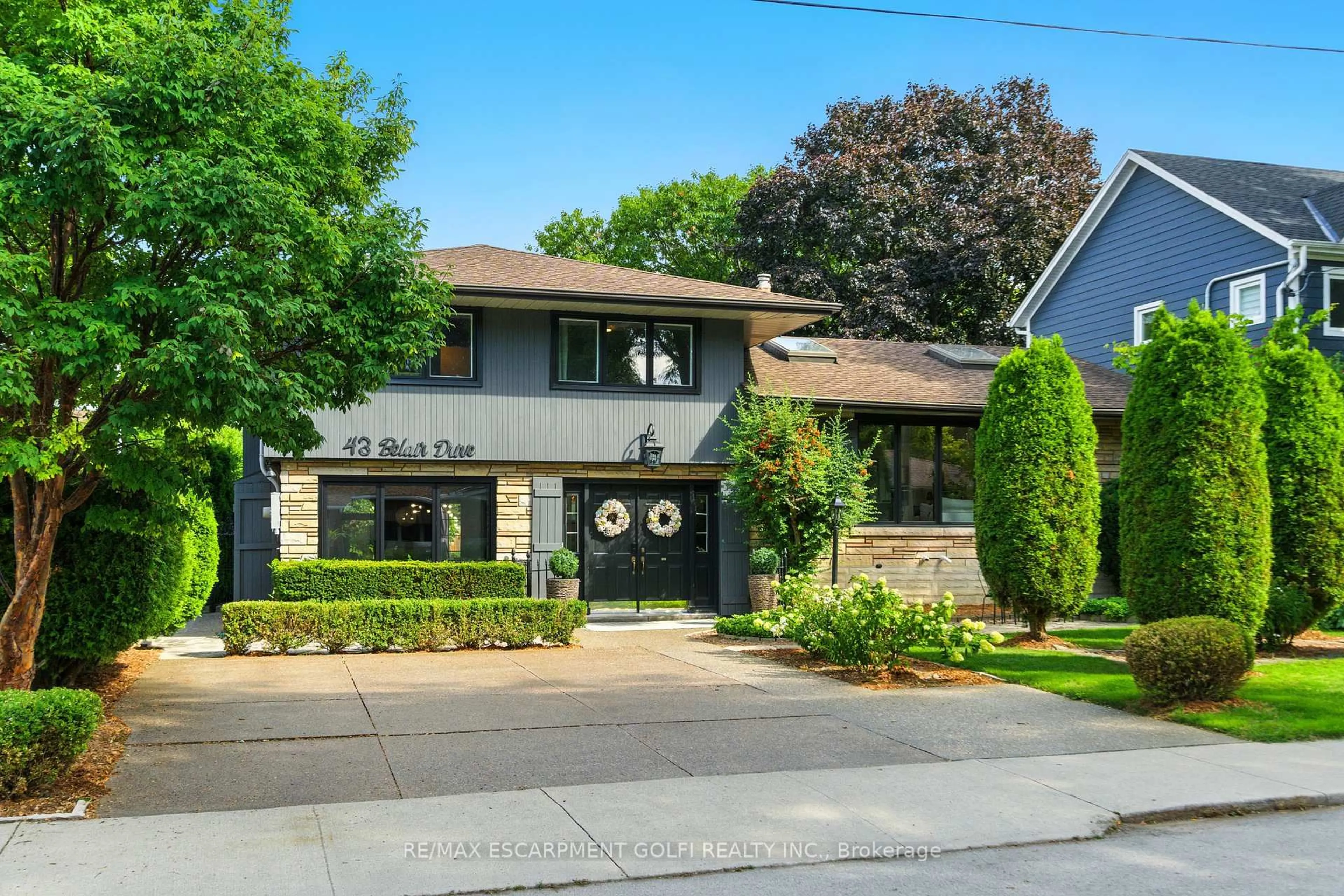 Home with brick exterior material, street for 43 Belair Dr, Hamilton Ontario L9A 2Z3