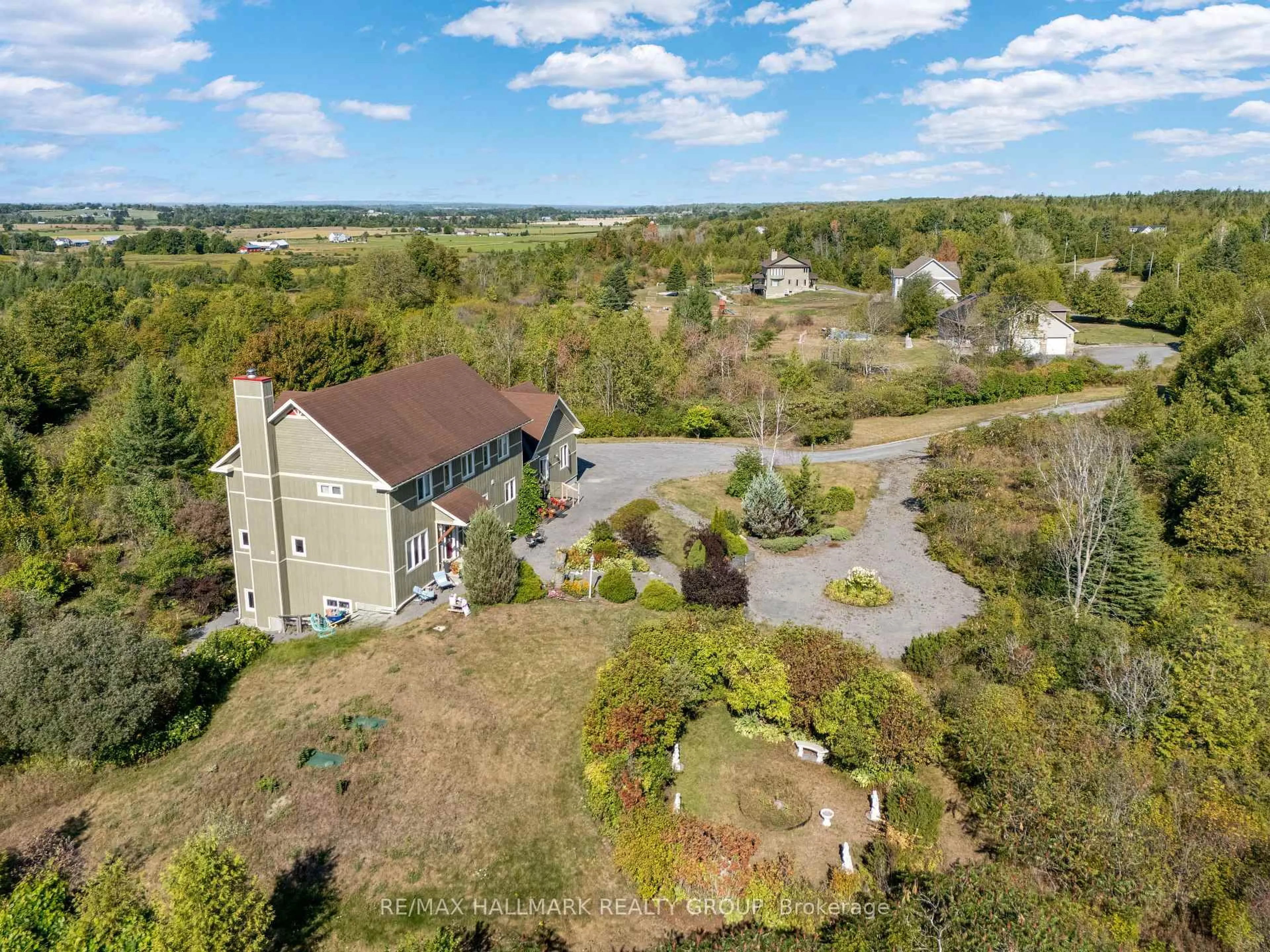 A pic from outside/outdoor area/front of a property/back of a property/a pic from drone, unknown for 1757 Corkery Rd, Carp Ontario K0A 1L0