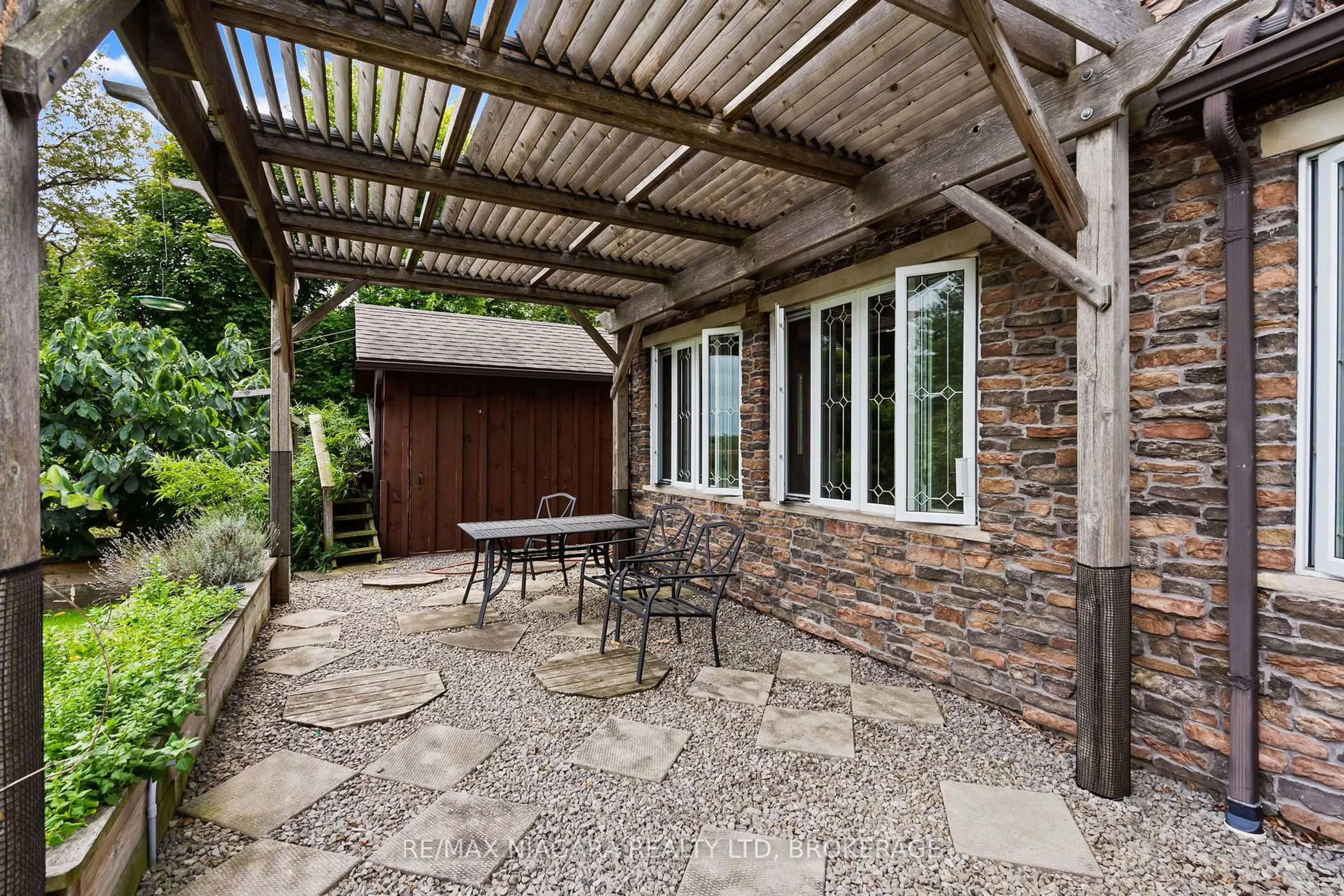 Patio, street for 63023 Perry Rd, Wainfleet Ontario L0R 2J0