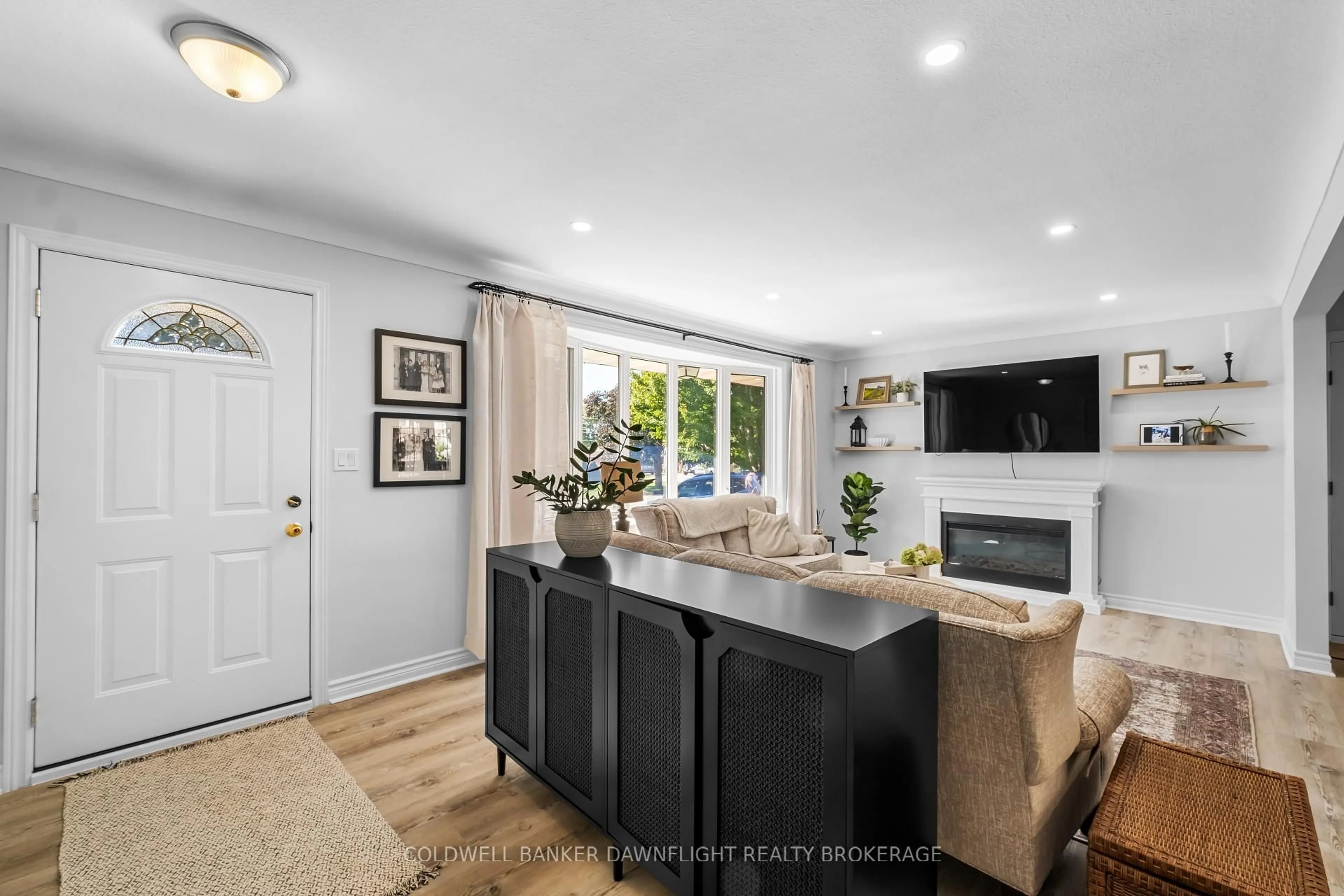 Open concept kitchen, unknown for 56 HILLCREST Dr, South Huron Ontario N0M 1S3