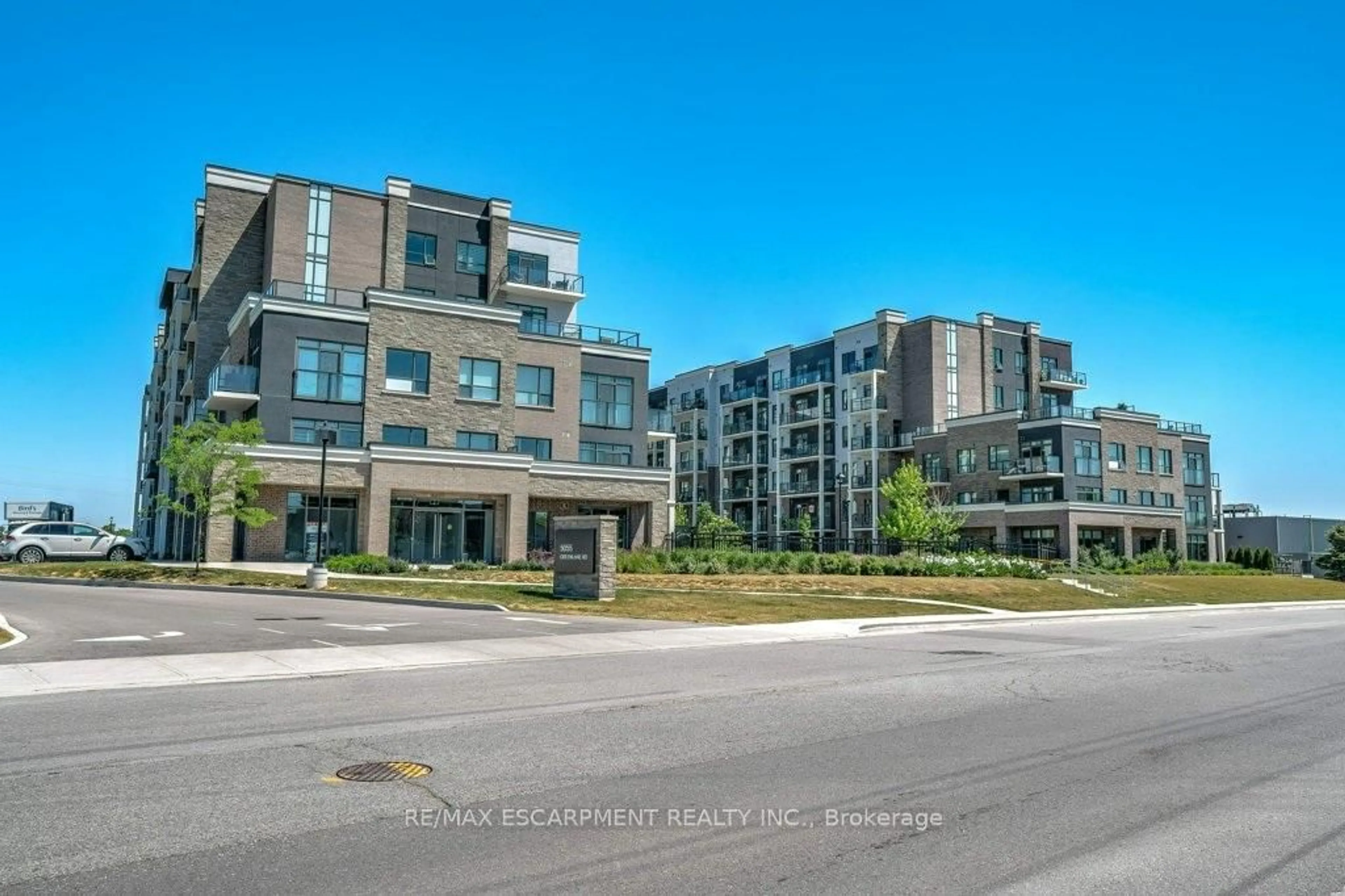 Unknown for 5055 GREENLANE Rd #213, Lincoln Ontario L0R 1B3