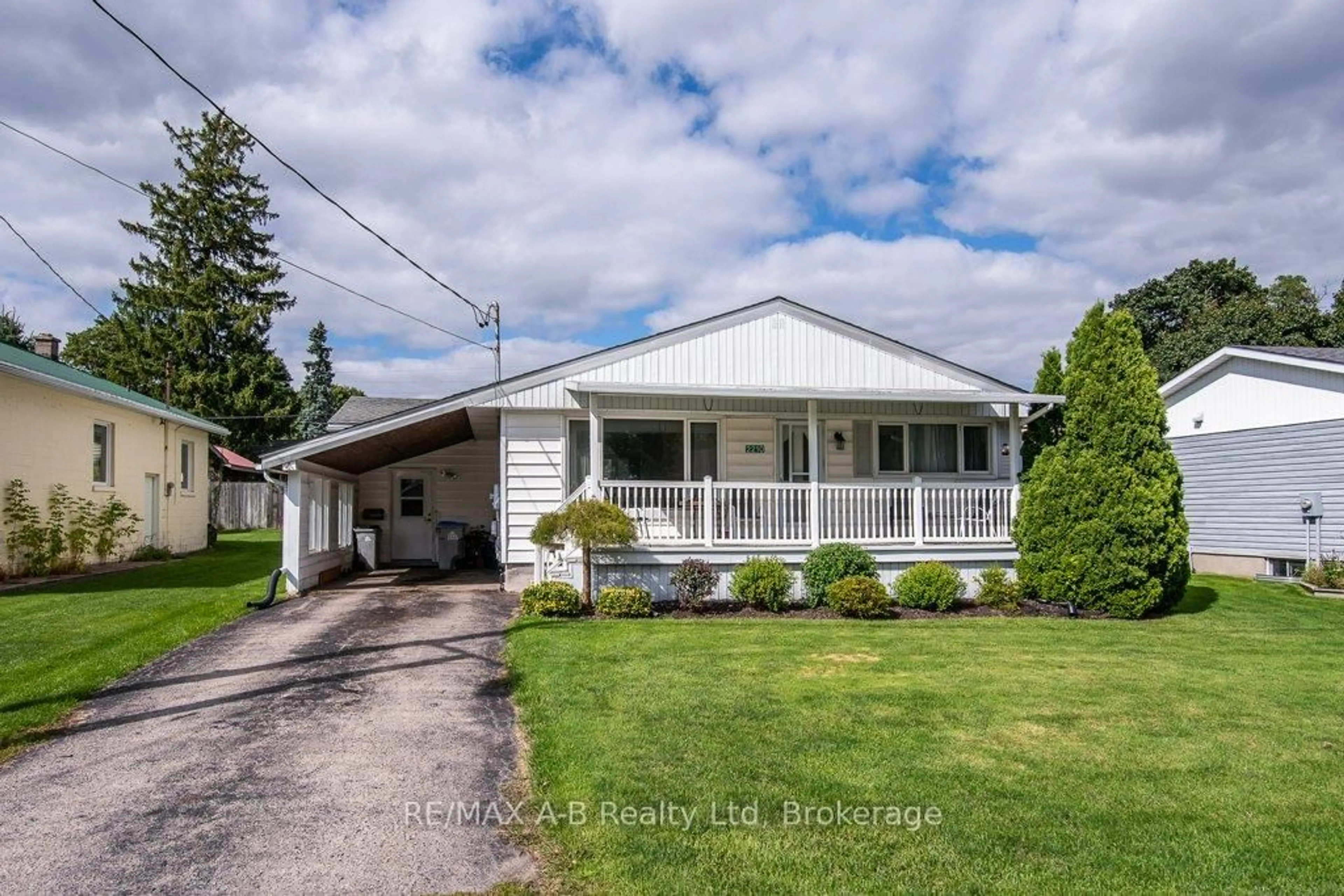 Home with vinyl exterior material, street for 2210 William Shakespeare St, Perth East Ontario N0B 2P0