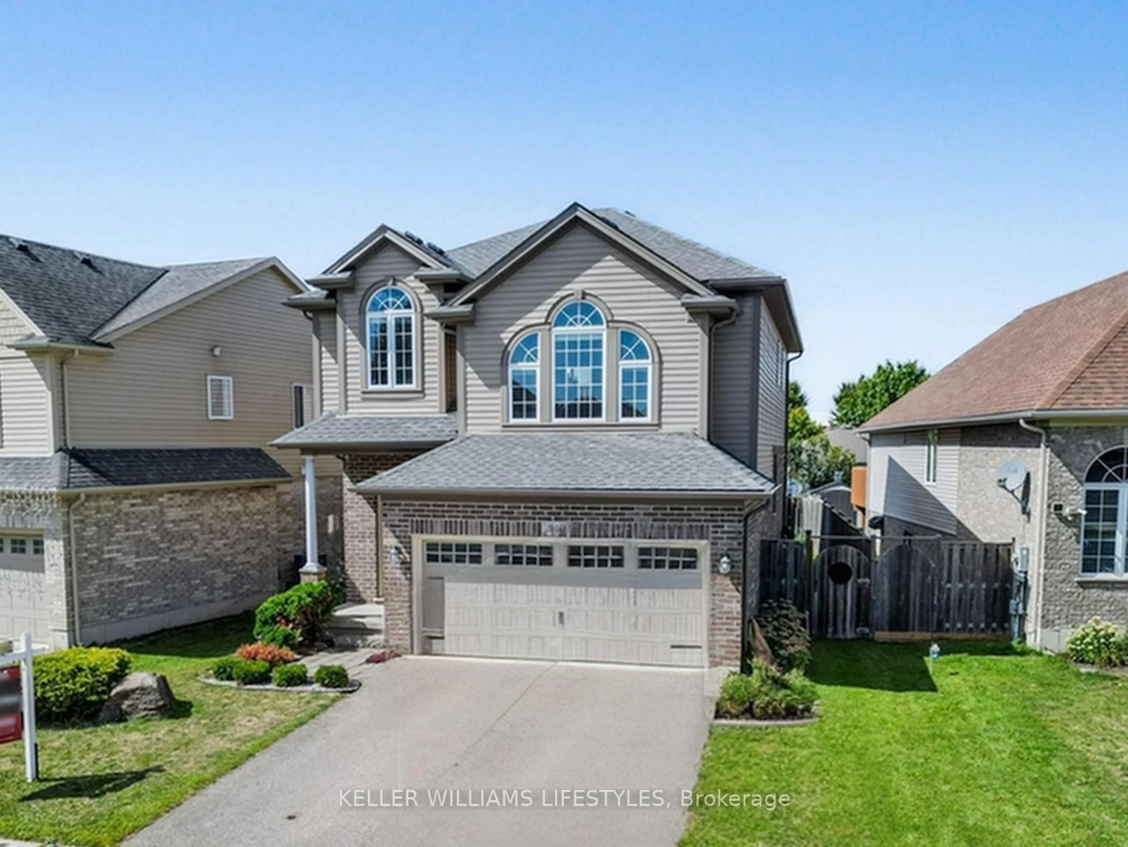 Unknown for 940 GRENFELL Dr, London North Ontario N5X 4R8