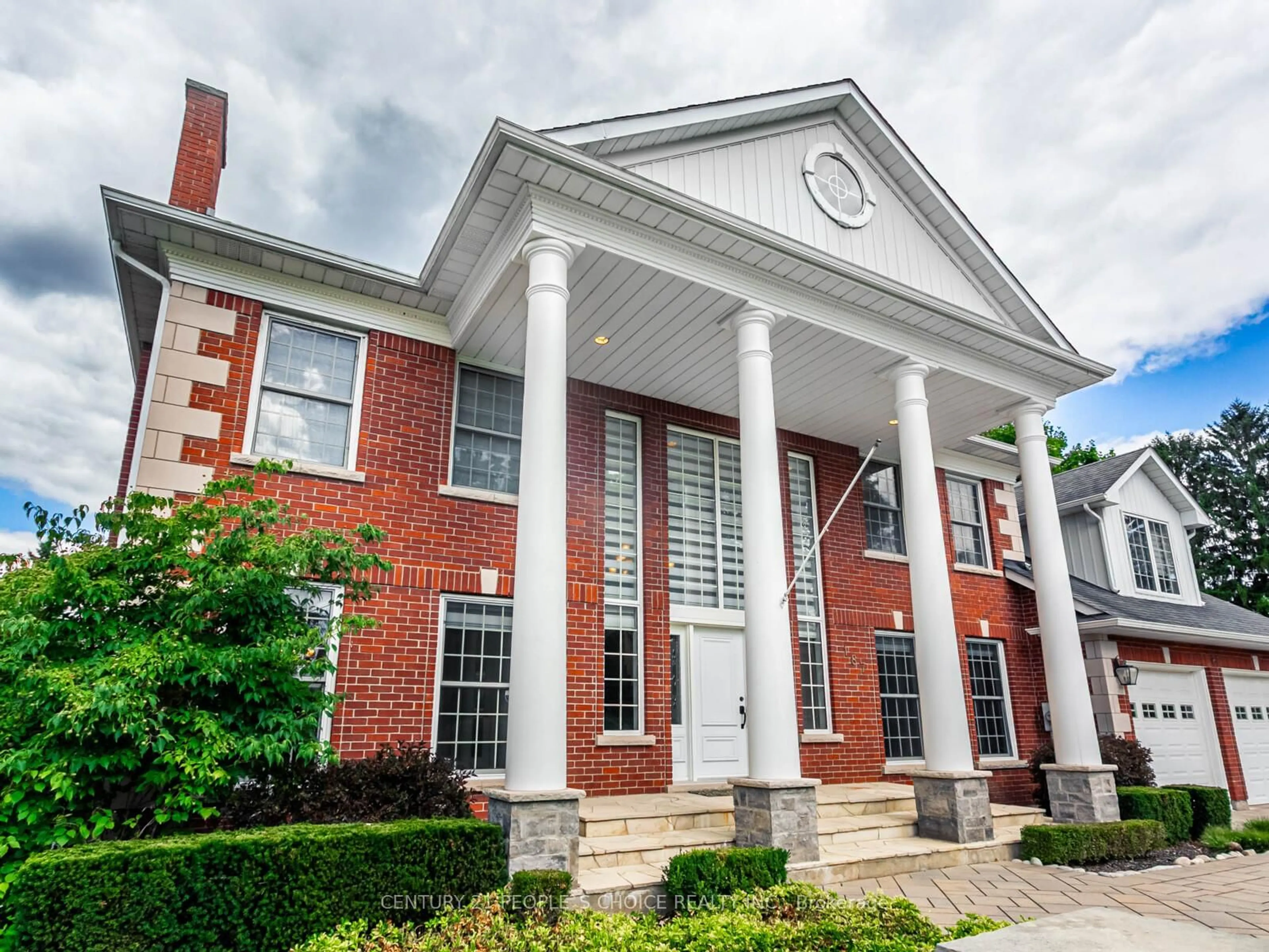 Home with brick exterior material, building for 187 WELLAND Rd, Pelham Ontario L0S 1E4