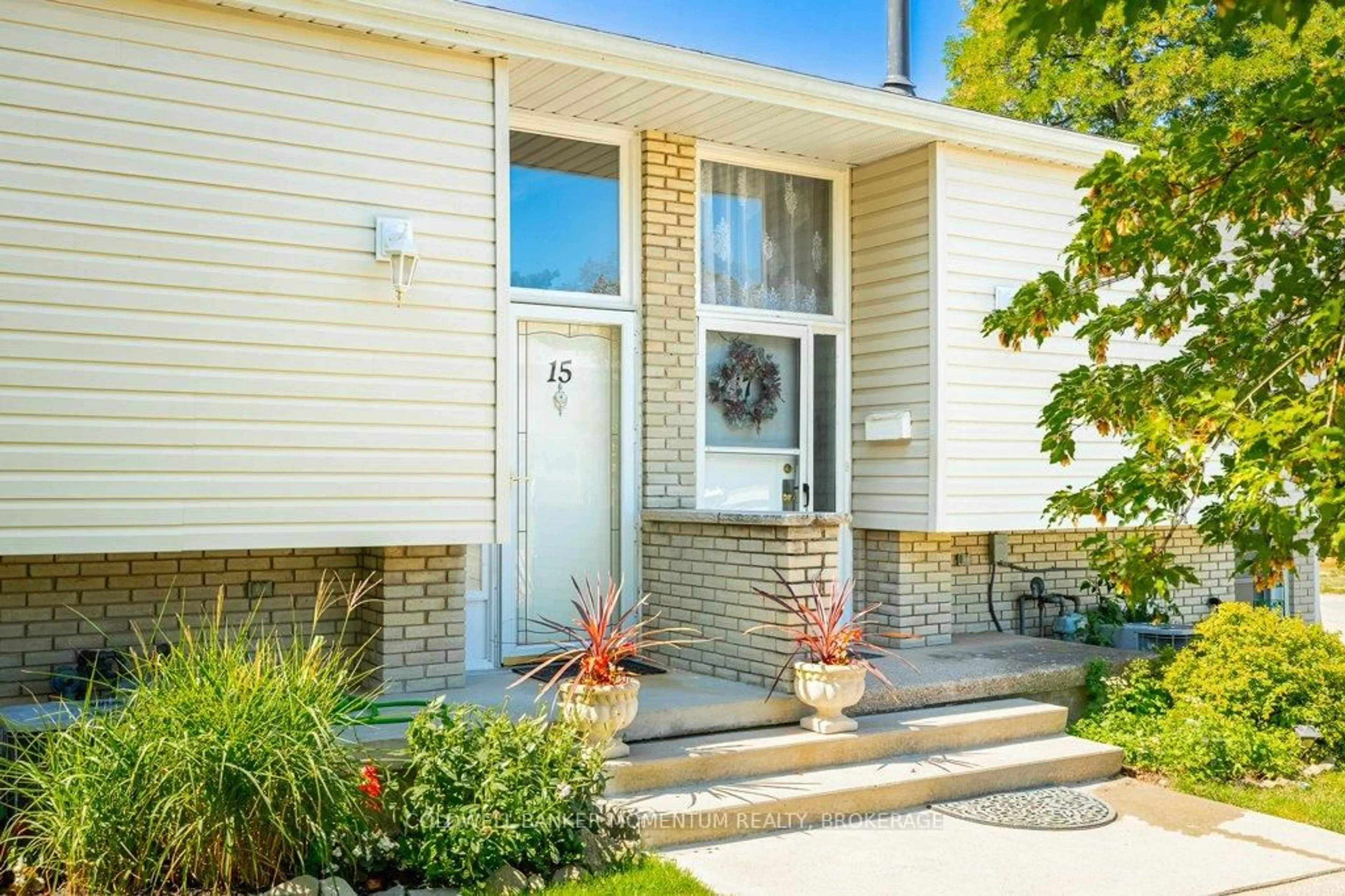 Unknown for 151 Parnell Rd #15, St. Catharines Ontario L2M 3S4