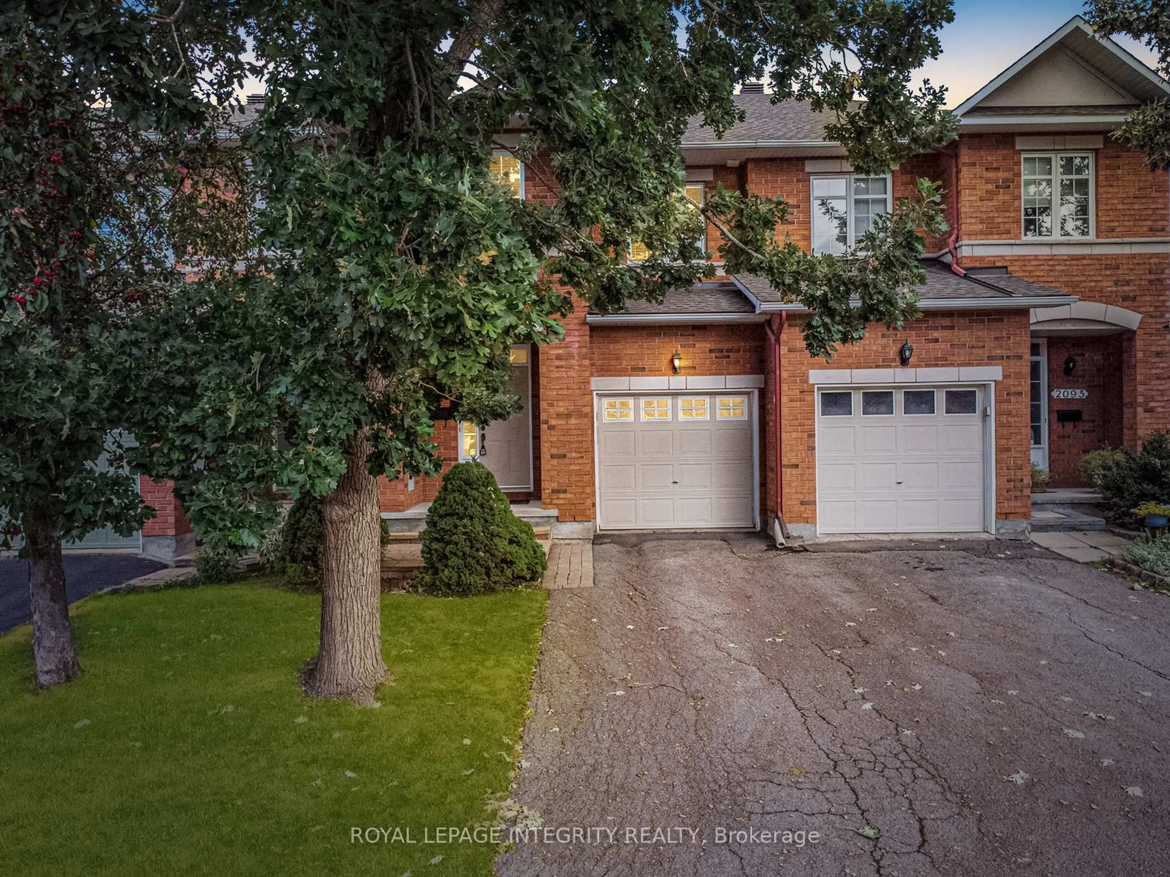 Home with brick exterior material, street for 2093 Bergamot Circ, Ottawa Ontario K4A 4R4