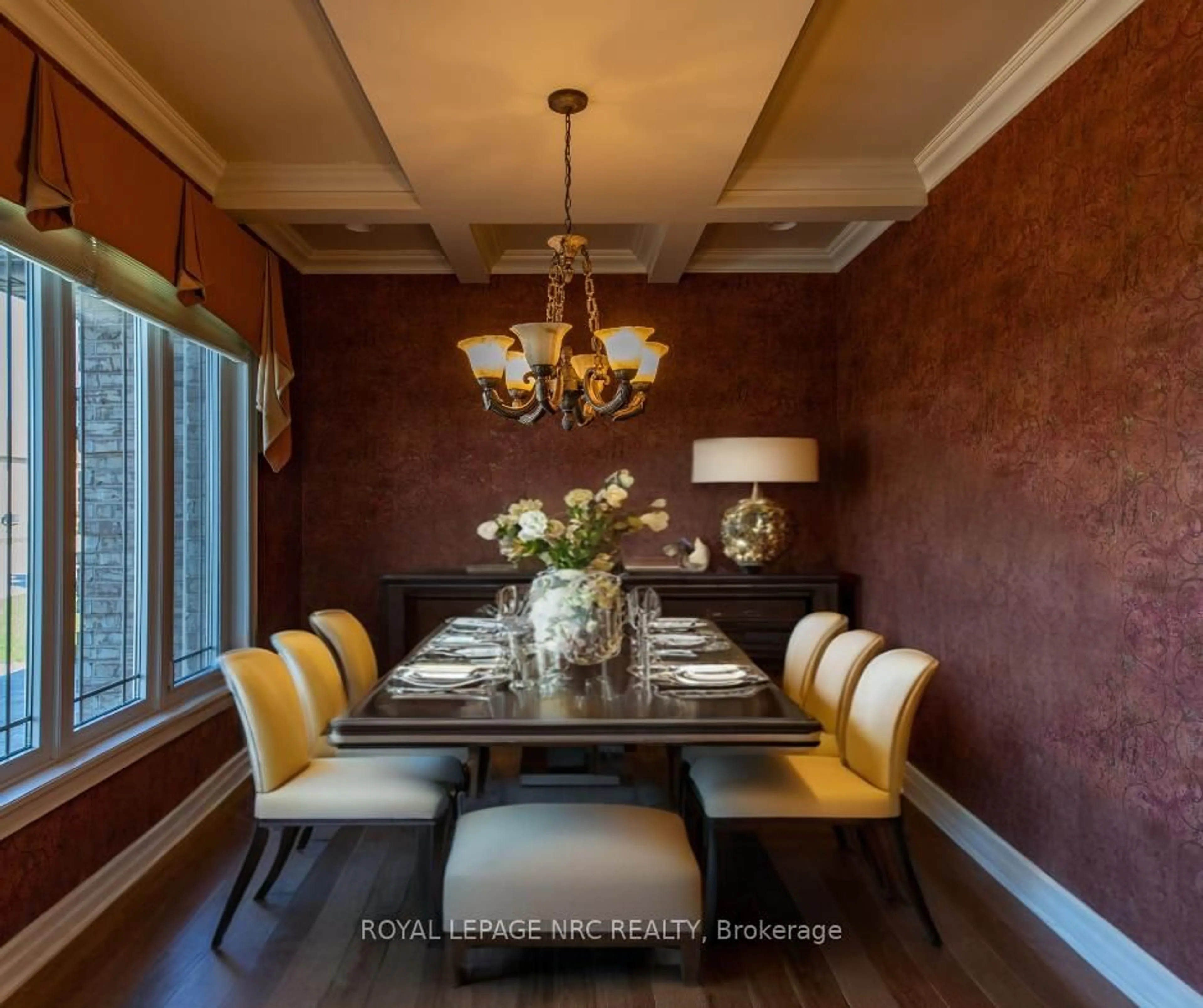 Dining room, unknown for 6 Muirfield Tr, Welland Ontario L3B 6G7