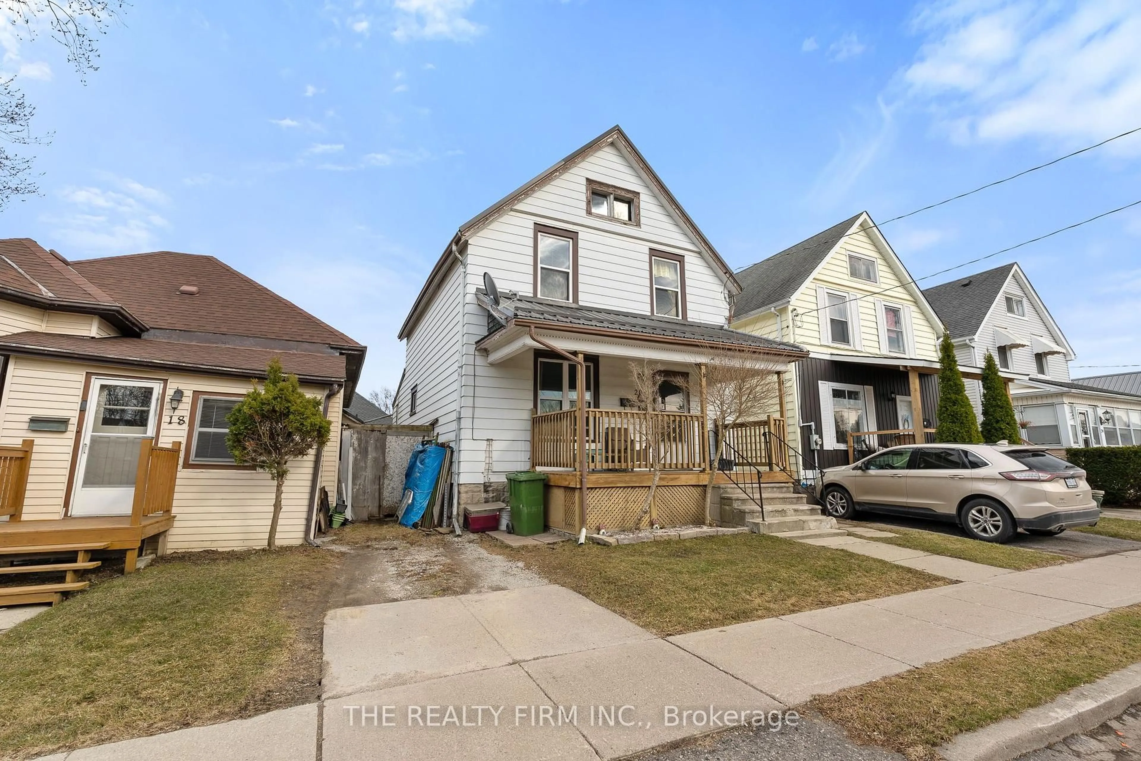 Unknown for 20 Fourth Ave, St. Thomas Ontario N5R 4H2