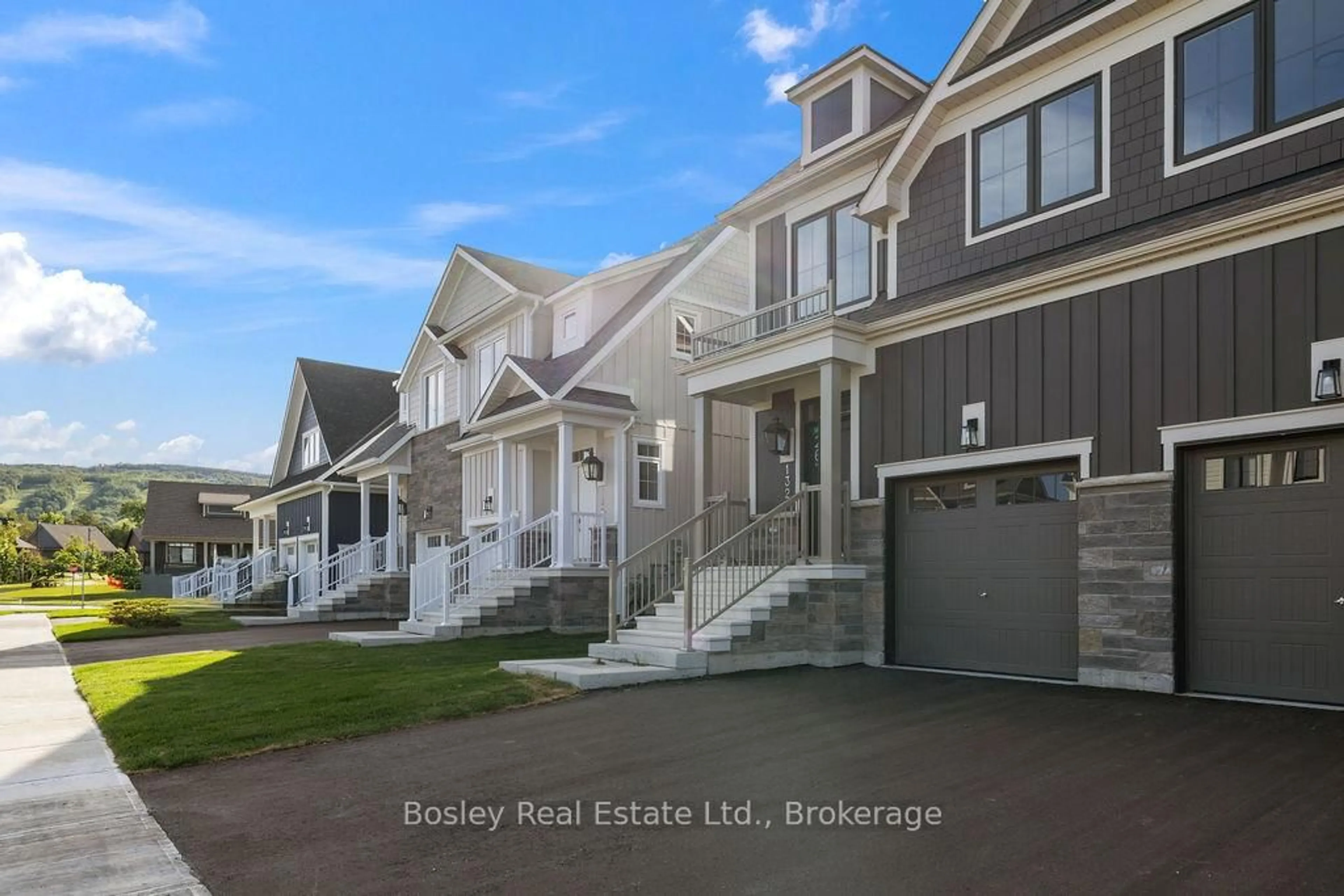 Unknown for 132 WHITE OAK Cres, Blue Mountains Ontario L9Y 0Z3