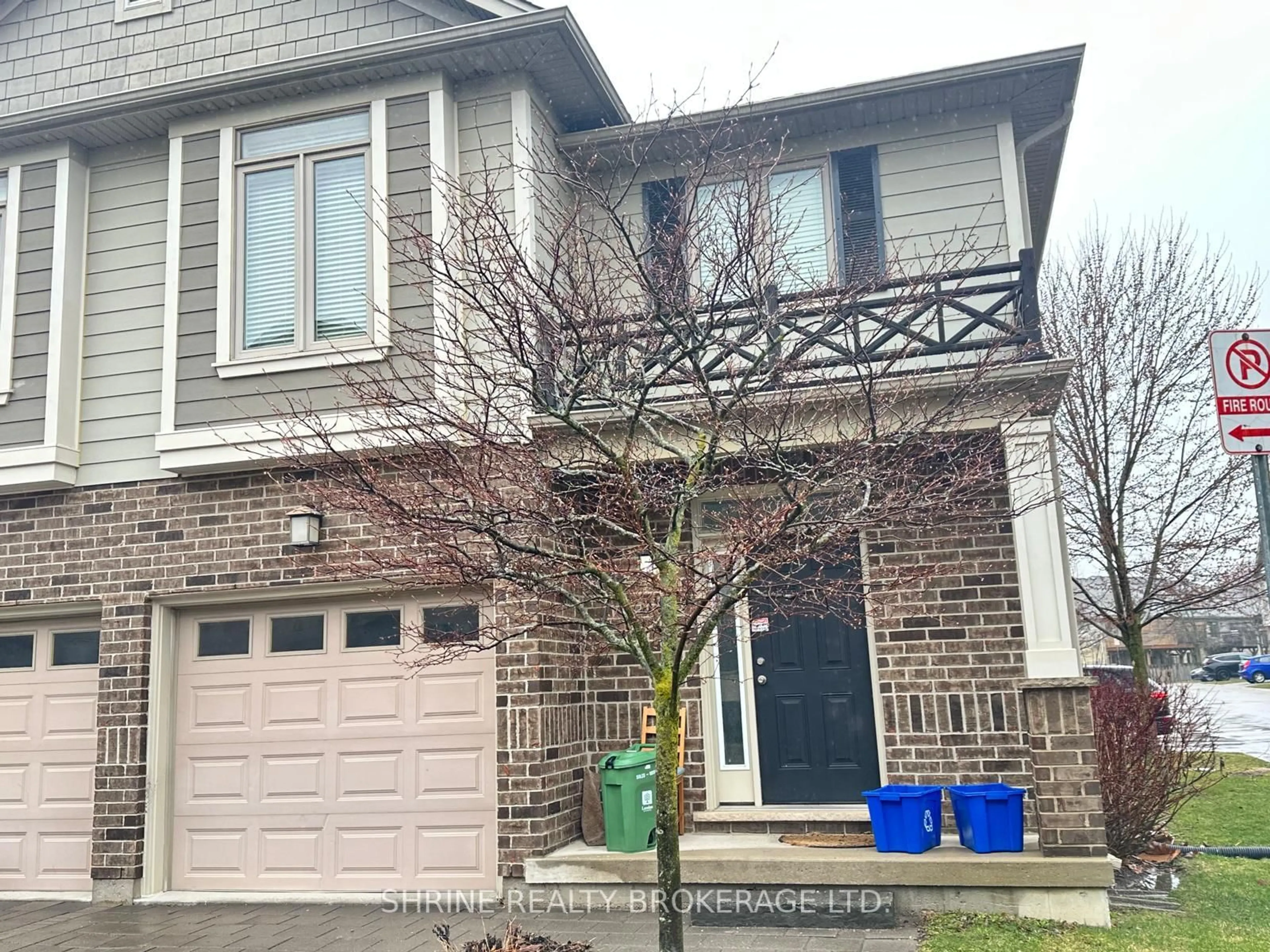Home with brick exterior material, street for 112 North Centre Rd #59, London North Ontario N5X 0G9
