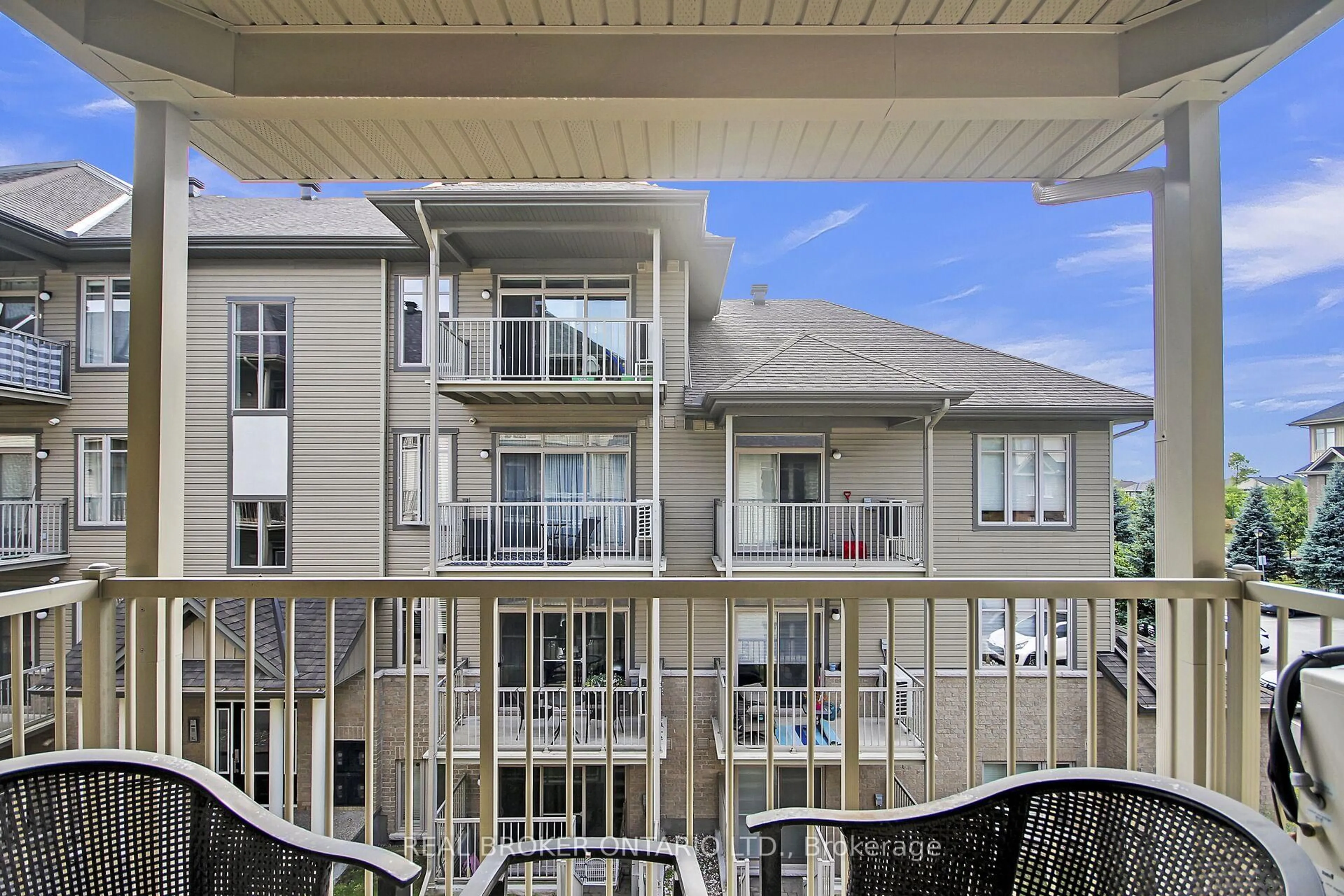 Patio, water/lake/river/ocean view for 1015 Beryl Private #B, Ottawa Ontario K1V 2M4