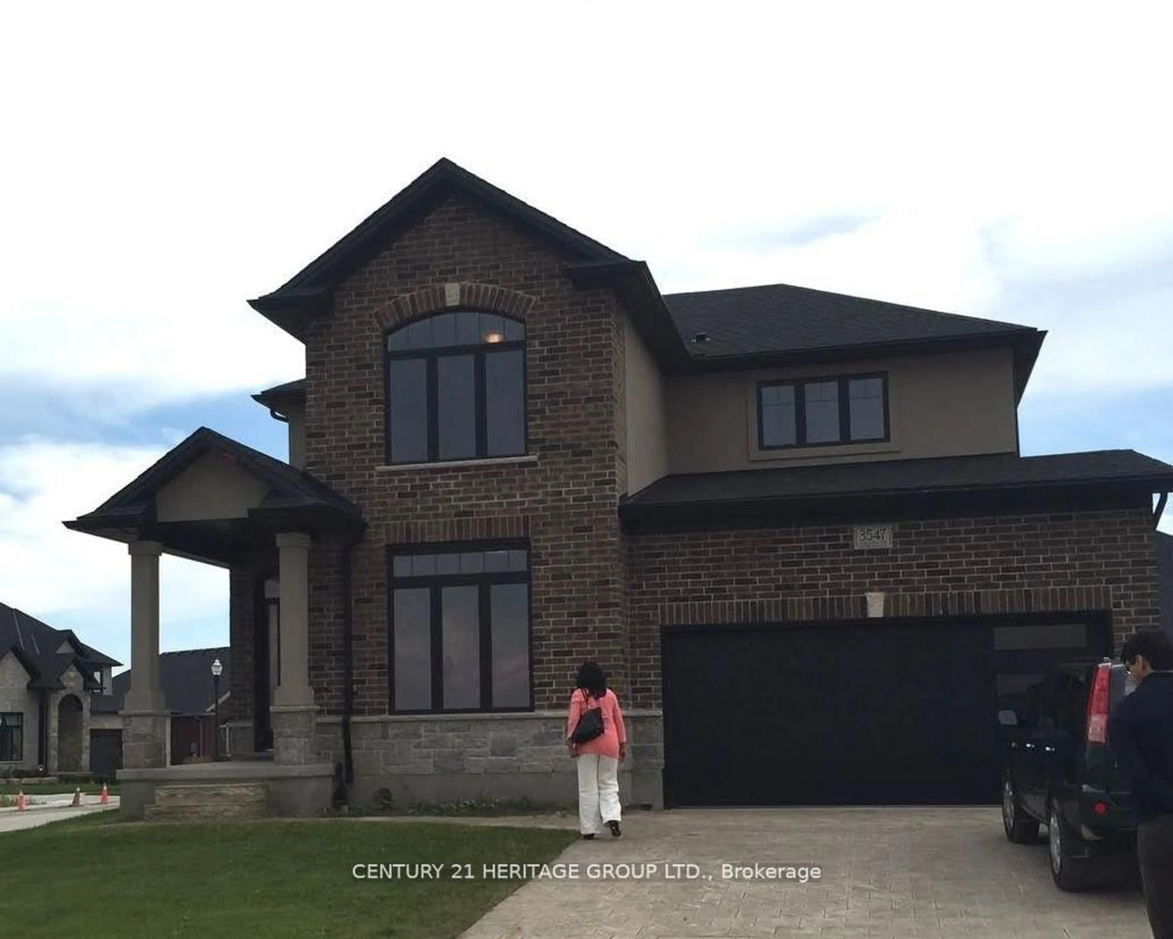 Home with brick exterior material, unknown for 3547 Singleton Ave, London South Ontario N6L 0C2
