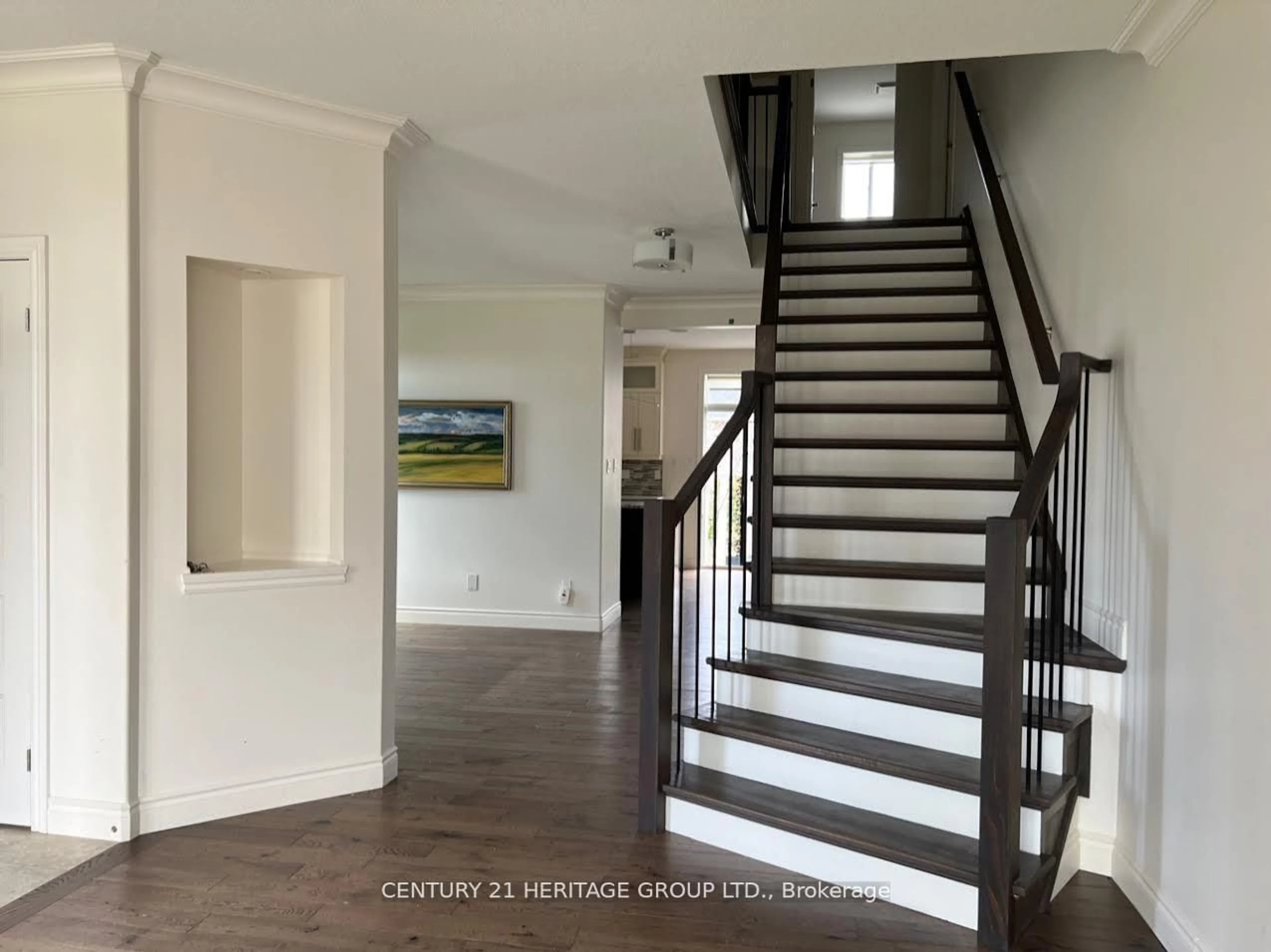 Indoor entryway for 3547 Singleton Ave, London South Ontario N6L 0C2