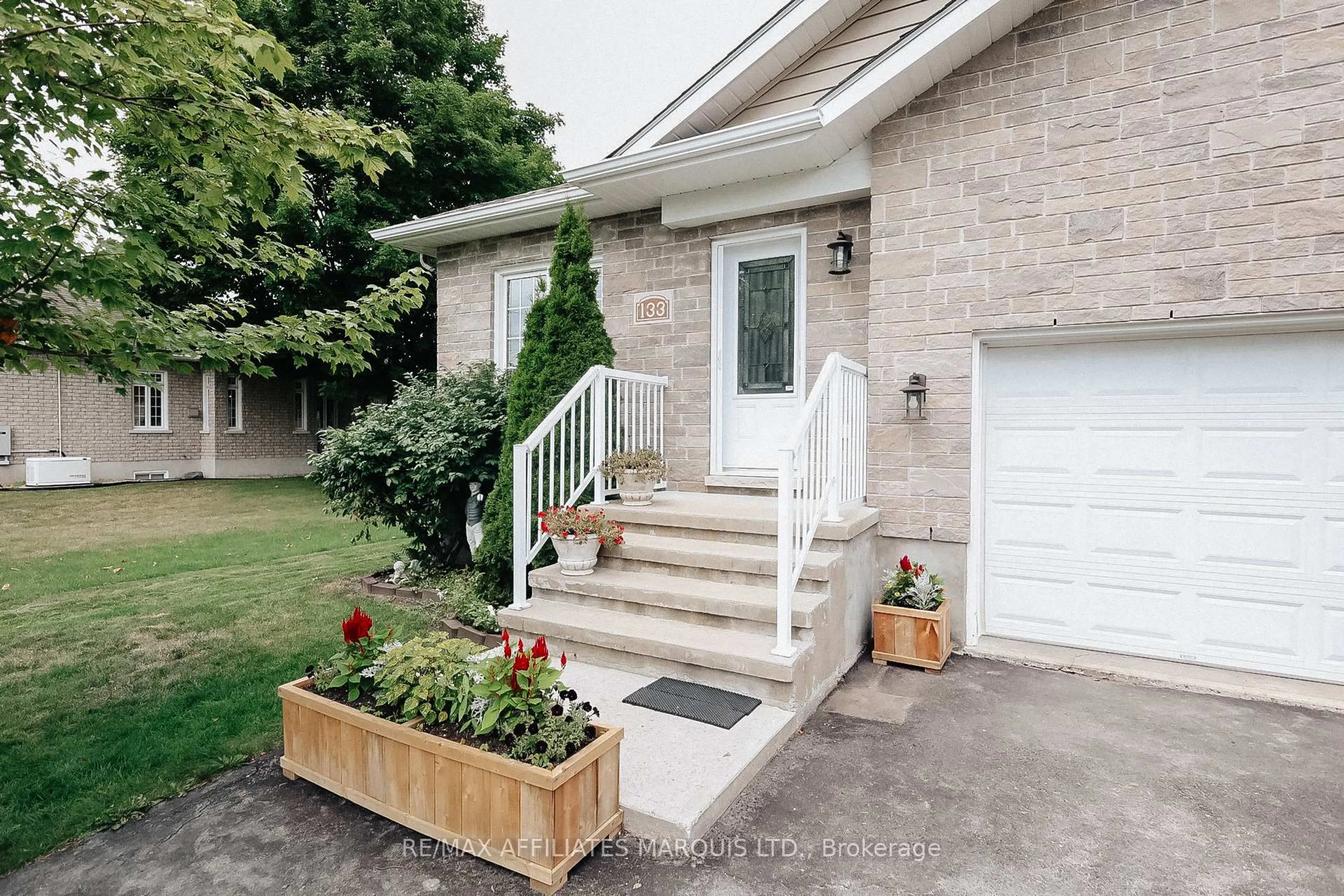 Unknown for 133 St George St, North Glengarry Ontario K0C 1A0