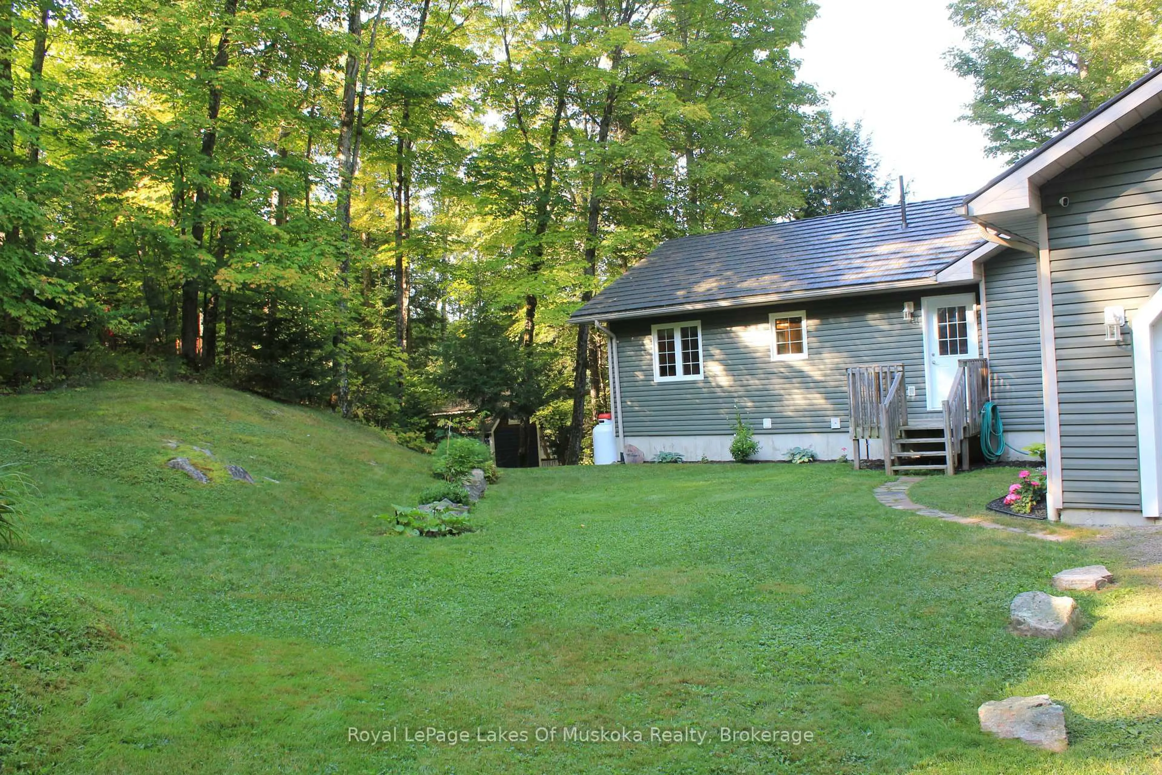 A pic from outside/outdoor area/front of a property/back of a property/a pic from drone, unknown for 340 Wurm Rd, Magnetawan Ontario P0A 1P0