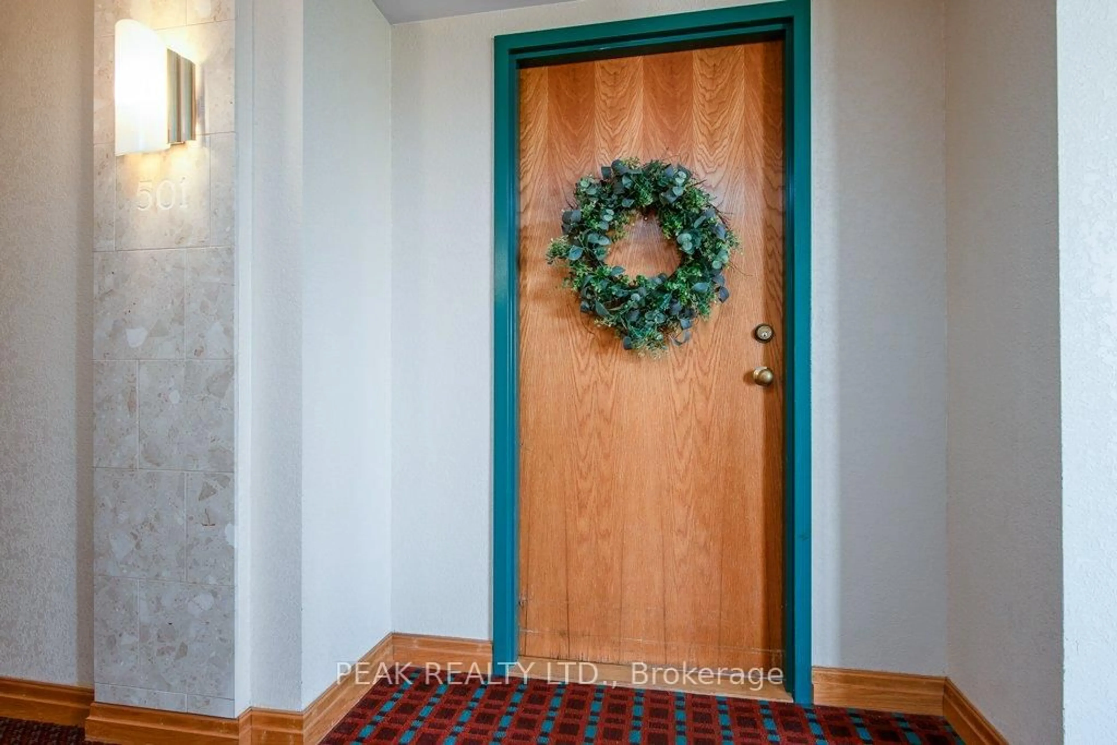 Indoor entryway for 30 Blue Springs Dr #501, Waterloo Ontario N2J 4T2