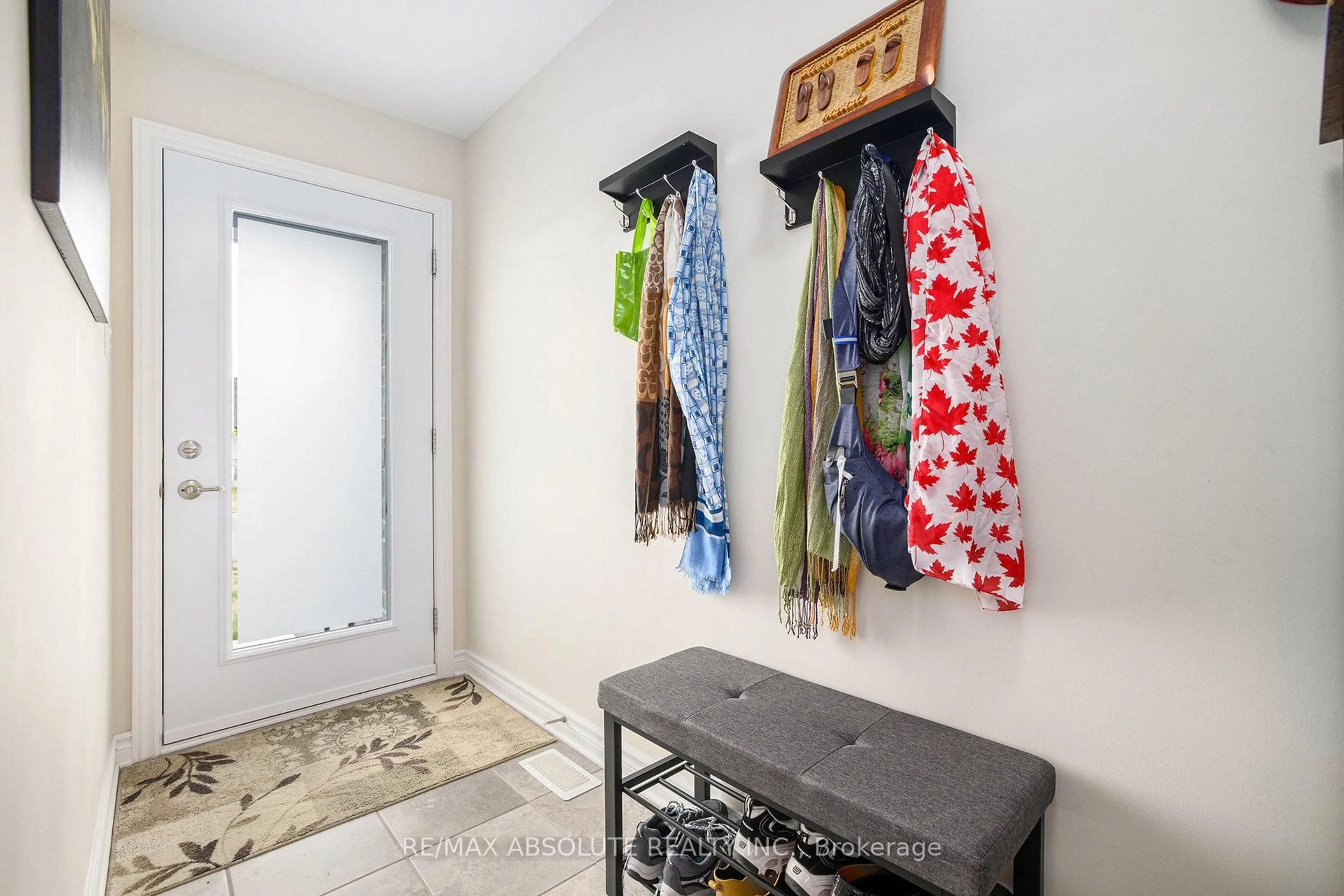 Indoor entryway for 2 Morgan Clouthier Way, Arnprior Ontario K7S 0H9