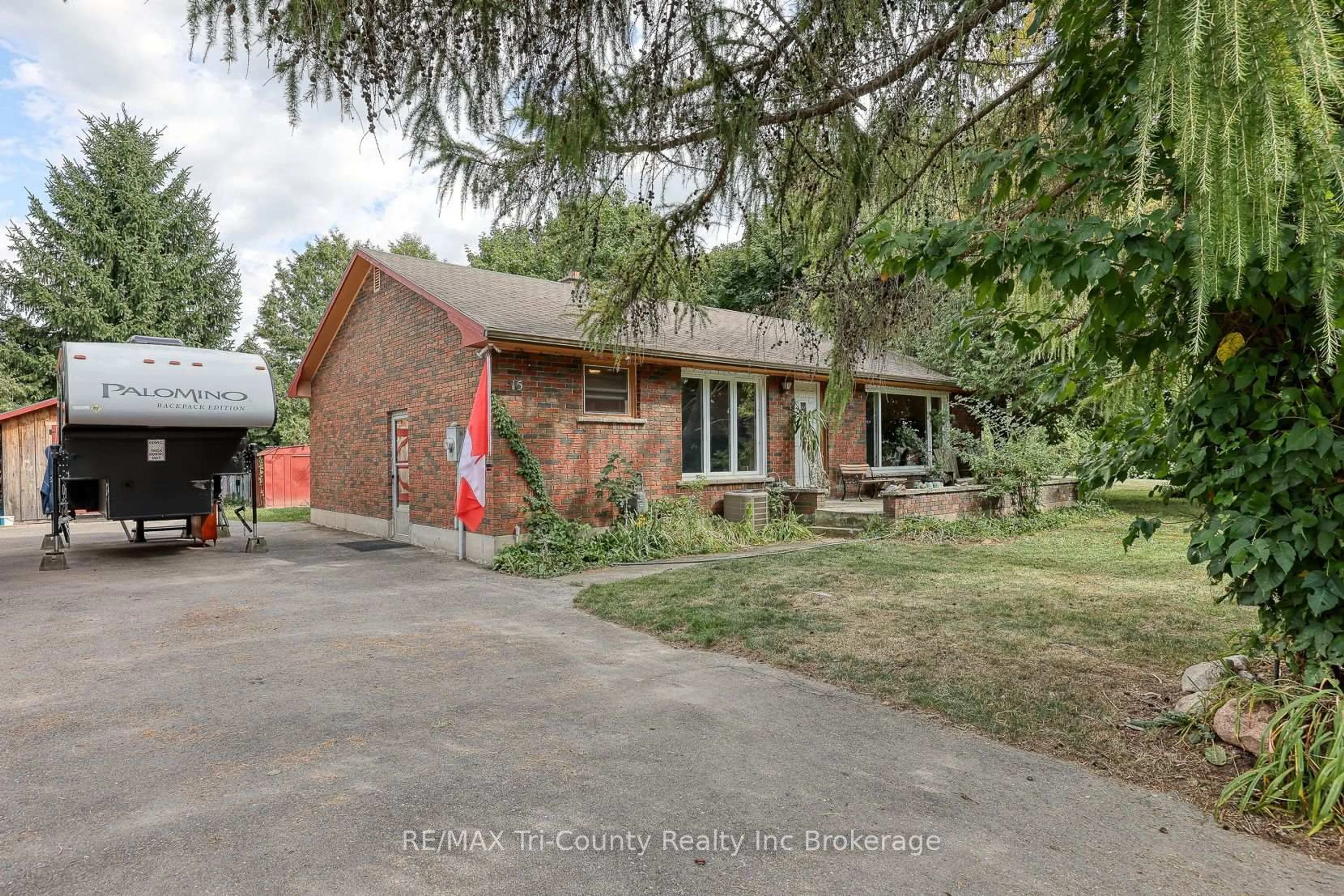 Home with brick exterior material, street for 15 Peggy Ave, South-West Oxford Ontario N0J 1N0