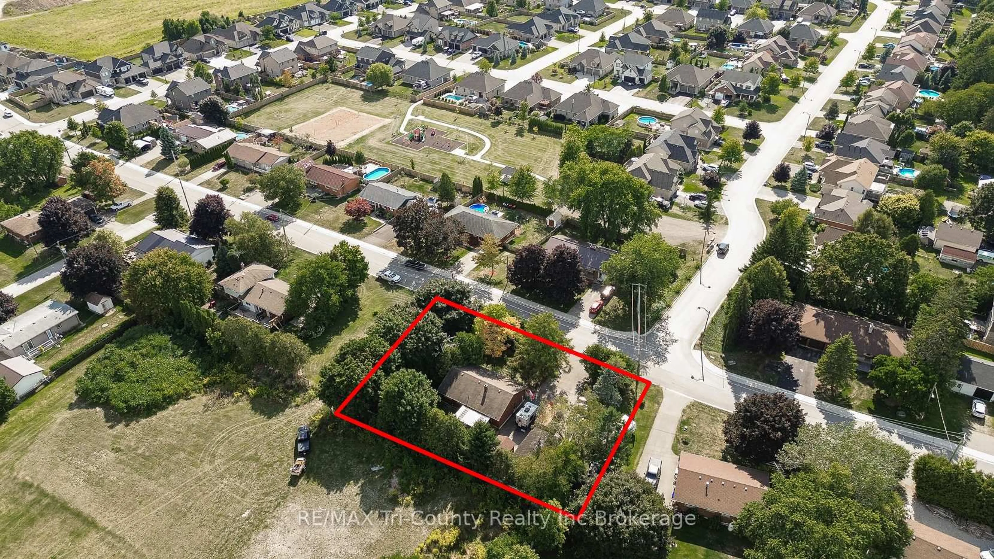 A pic from outside/outdoor area/front of a property/back of a property/a pic from drone, street for 15 Peggy Ave, South-West Oxford Ontario N0J 1N0