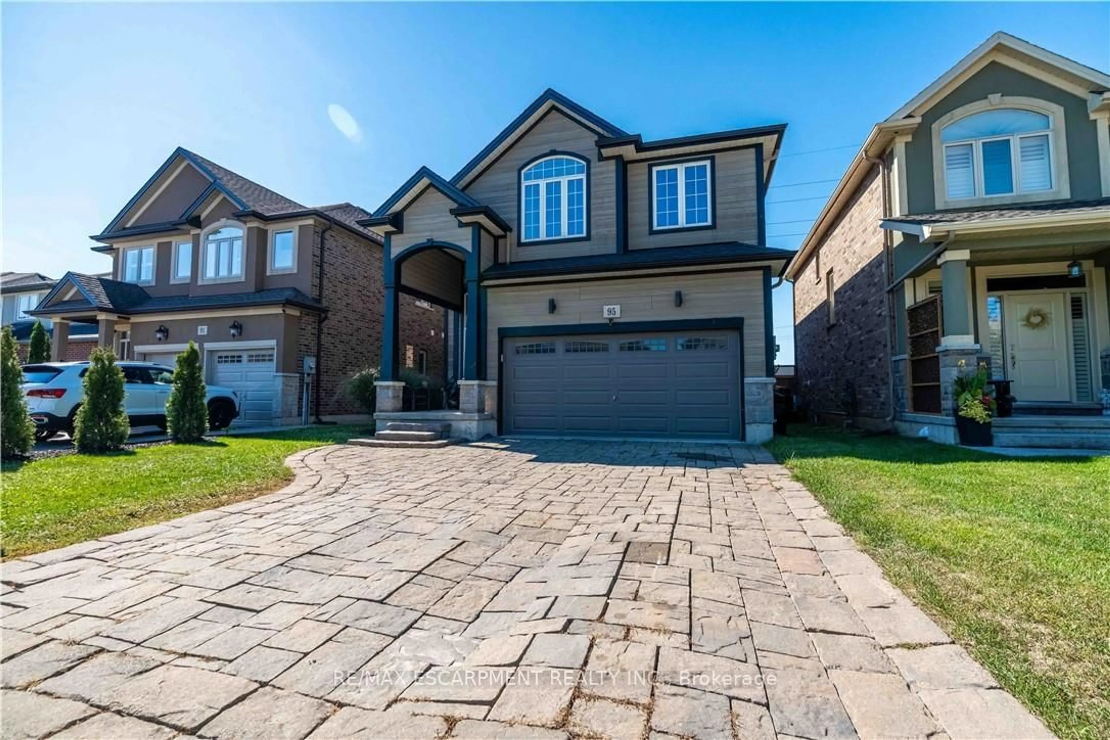 Home with brick exterior material, street for 95 Greti Dr, Hamilton Ontario L9B 0E3