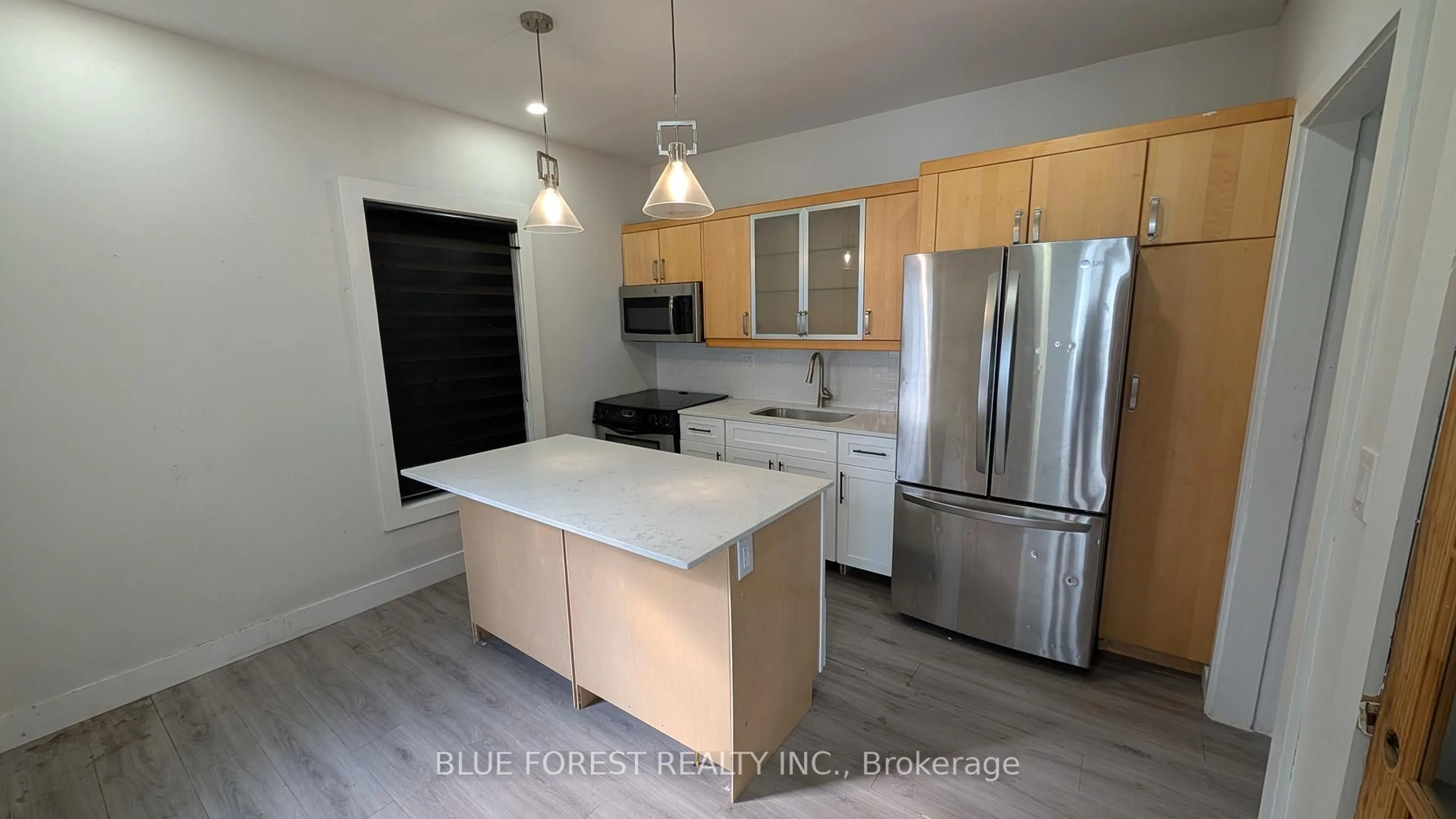Open concept kitchen, unknown for 94 Stanley St, London South Ontario N6C 1B1