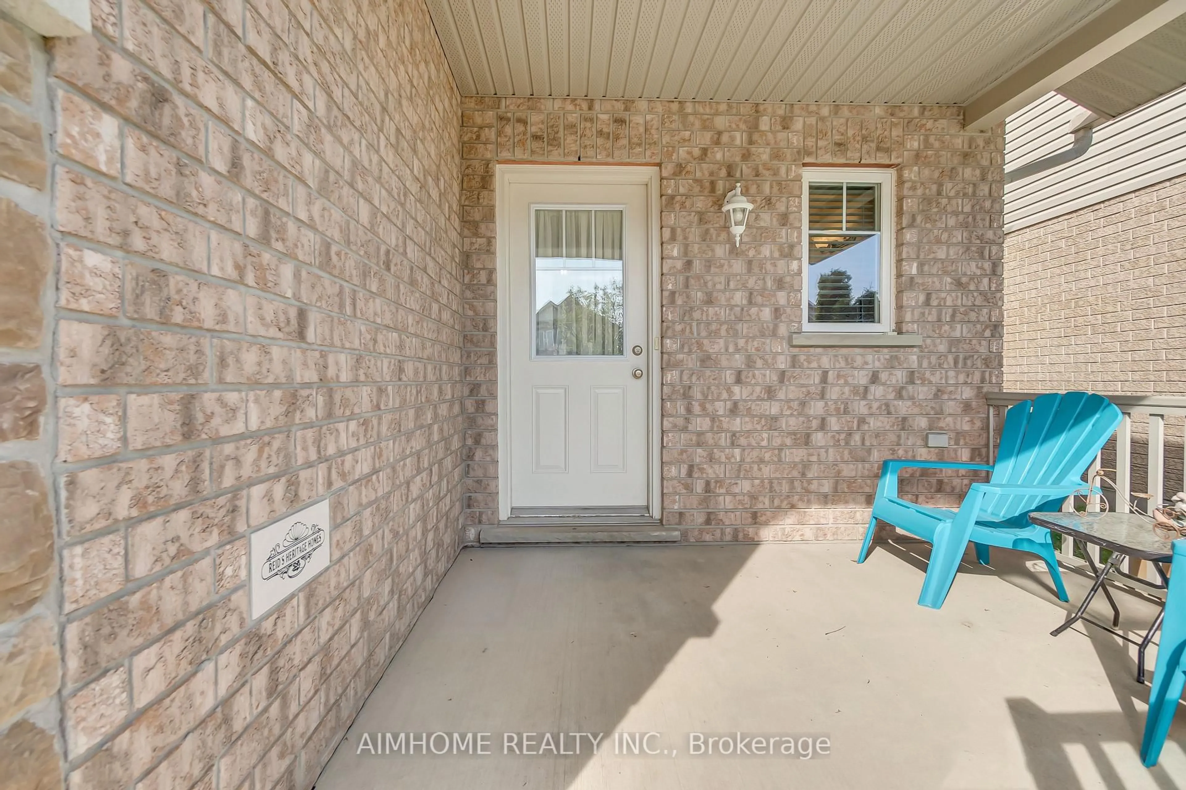 Indoor entryway for 20 Wilkie Cres, Guelph Ontario N1L 0B1