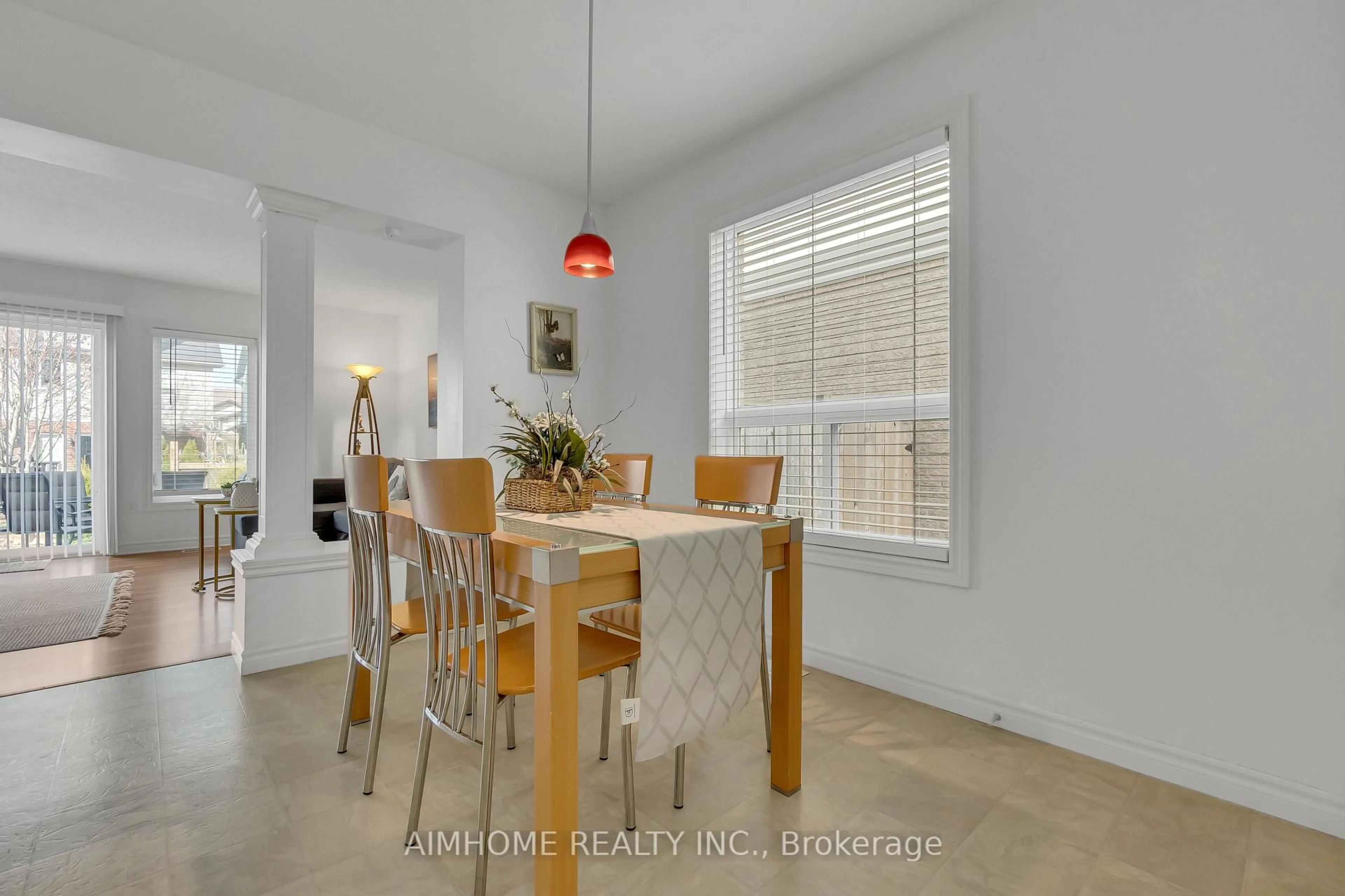 Dining room, unknown for 20 Wilkie Cres, Guelph Ontario N1L 0B1