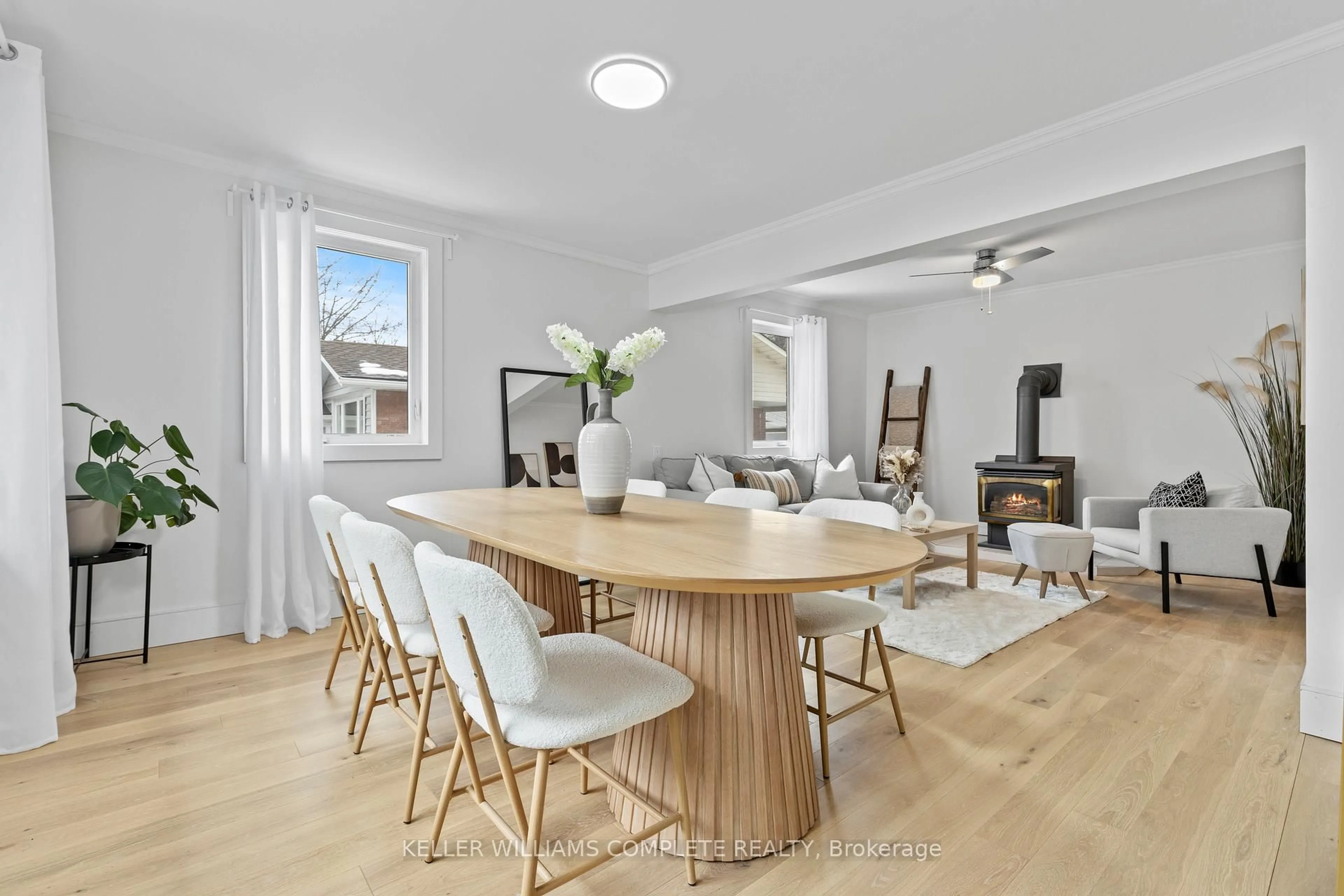 Dining room, wood/laminate floor for 30 Ann St, Hamilton Ontario L9H 2N5