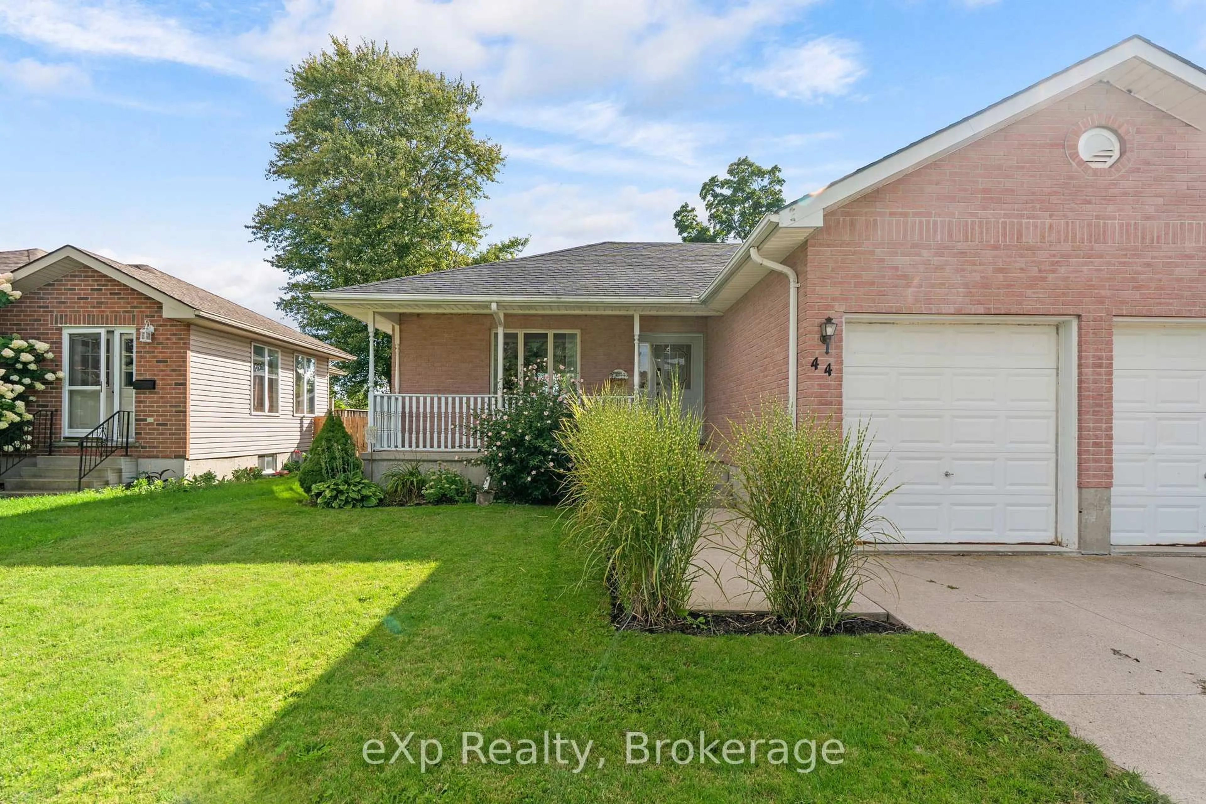 Unknown for 44 Eleanor St, West Perth Ontario N0K 1N0